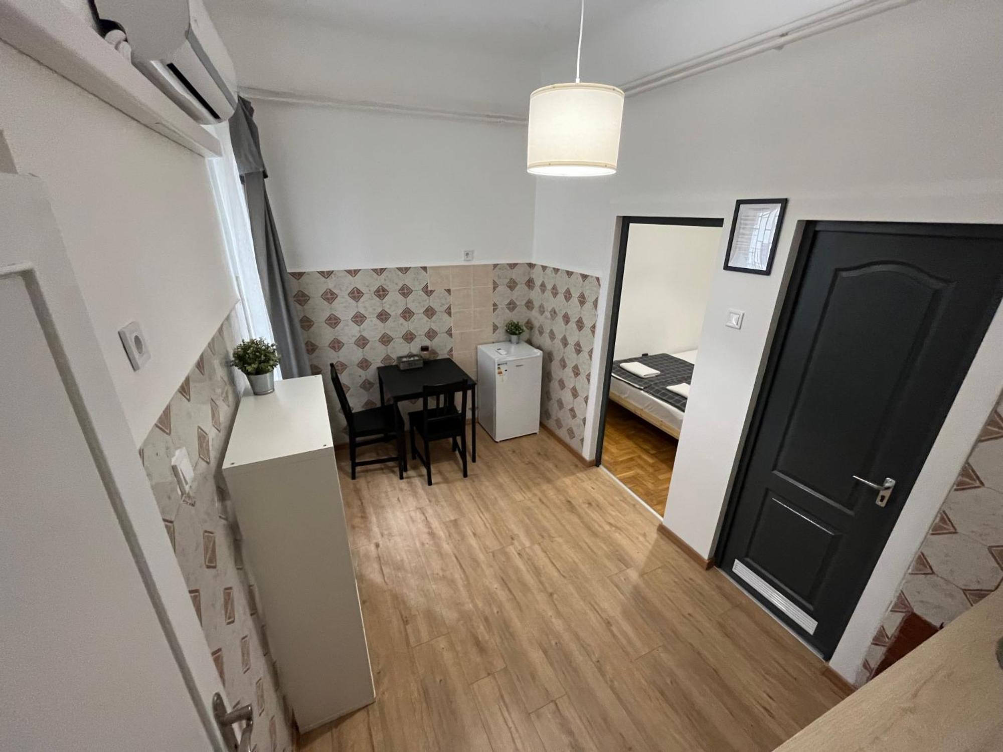 Friends & Hostal Budapest