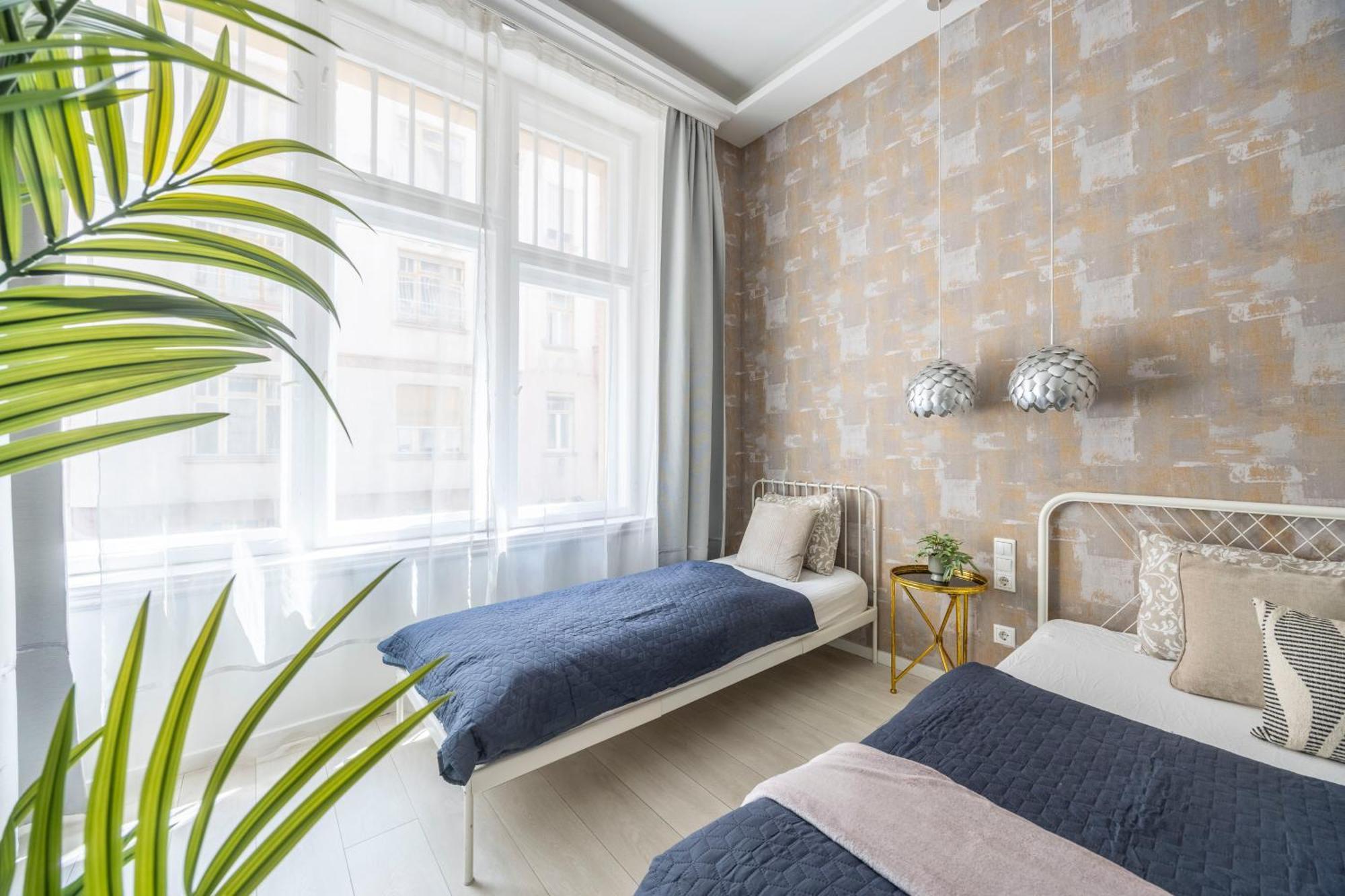 Exclusive Private In The Center Of Bp W 4bedrms, 4 Bathrms Apartment Budapest