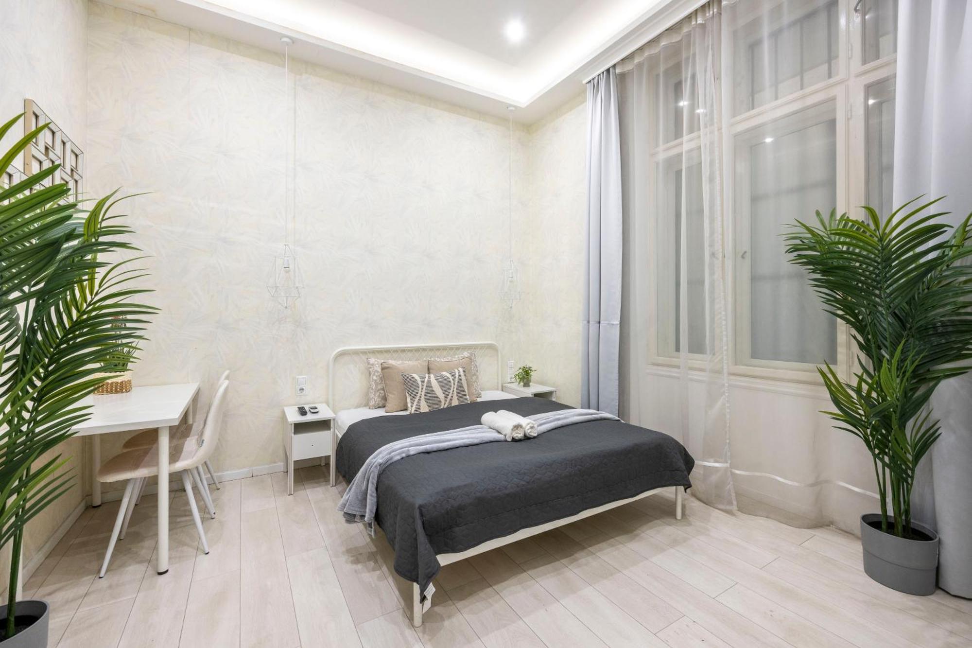 Apartment Exclusive Private In The Center Of Bp W 4bedrms, 4 Bathrms *