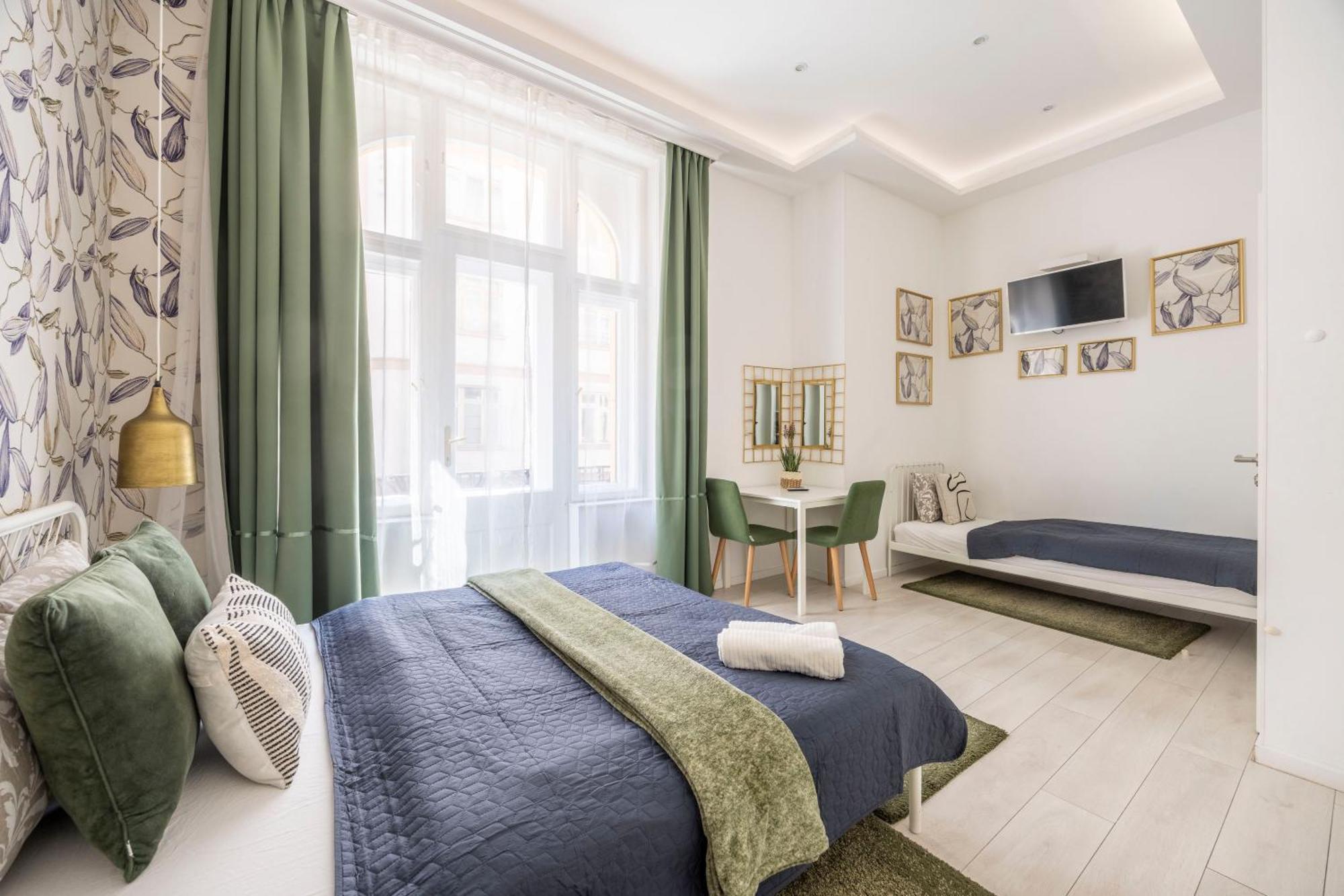 Apartment Exclusive Private In The Center Of Bp W 4bedrms, 4 Bathrms Budapest