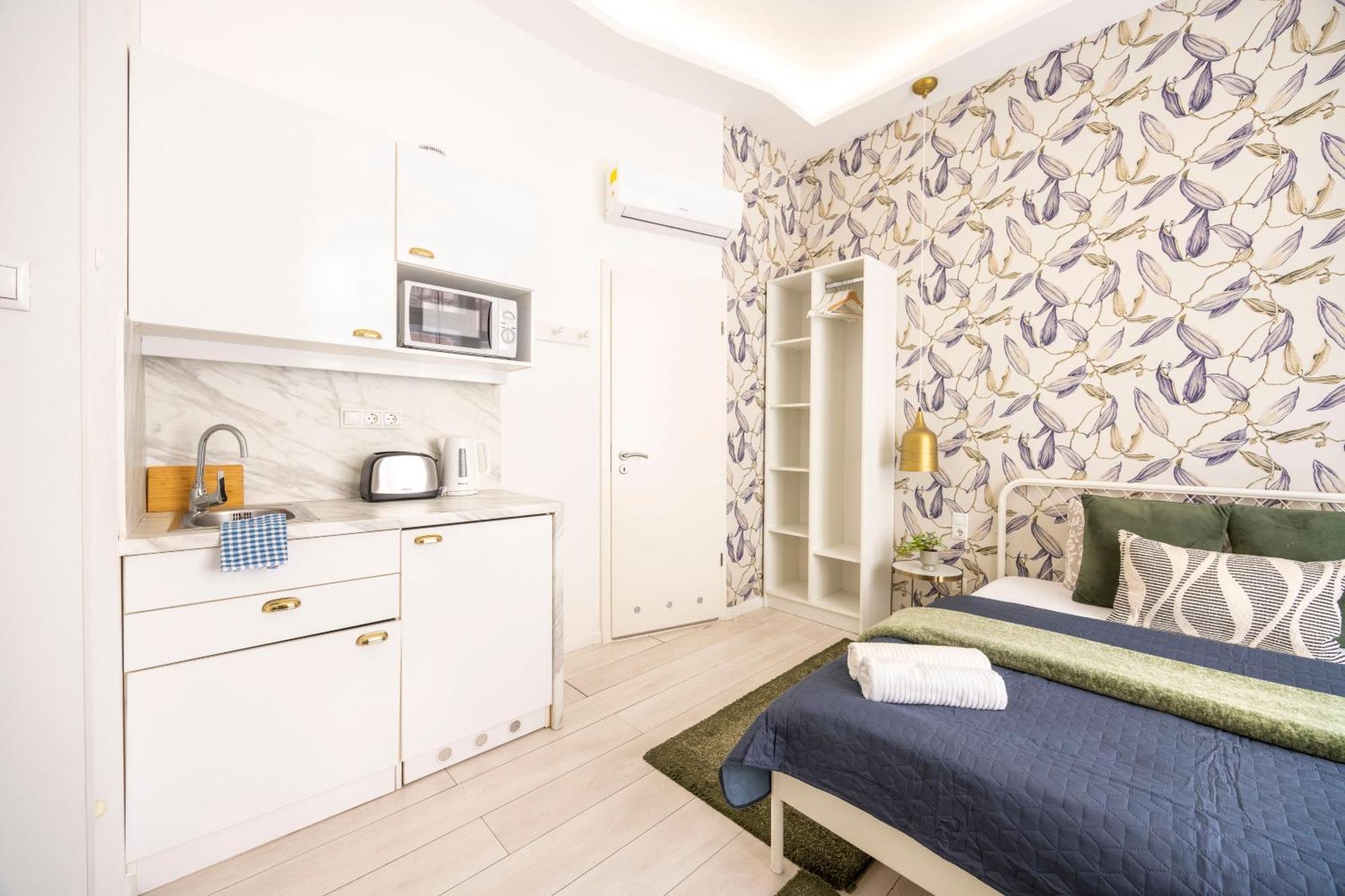 Exclusive Private In The Center Of Bp W 4bedrms, 4 Bathrms Apartment