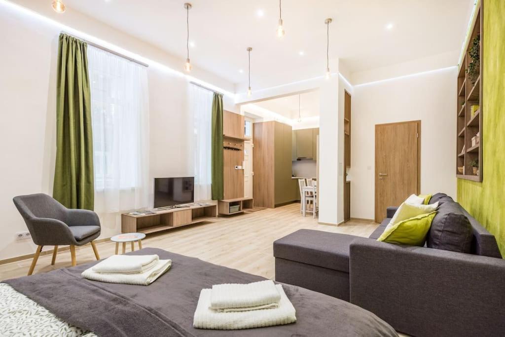 In Heart Of Bartok Bela Boulevard Apartamento *
