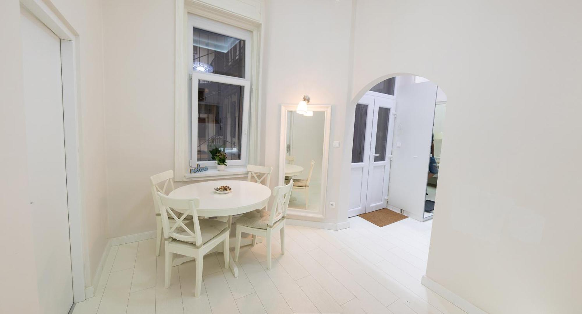 Hidden Getaway With Two Bedroom By The St Stephen's Basilica Appartement *