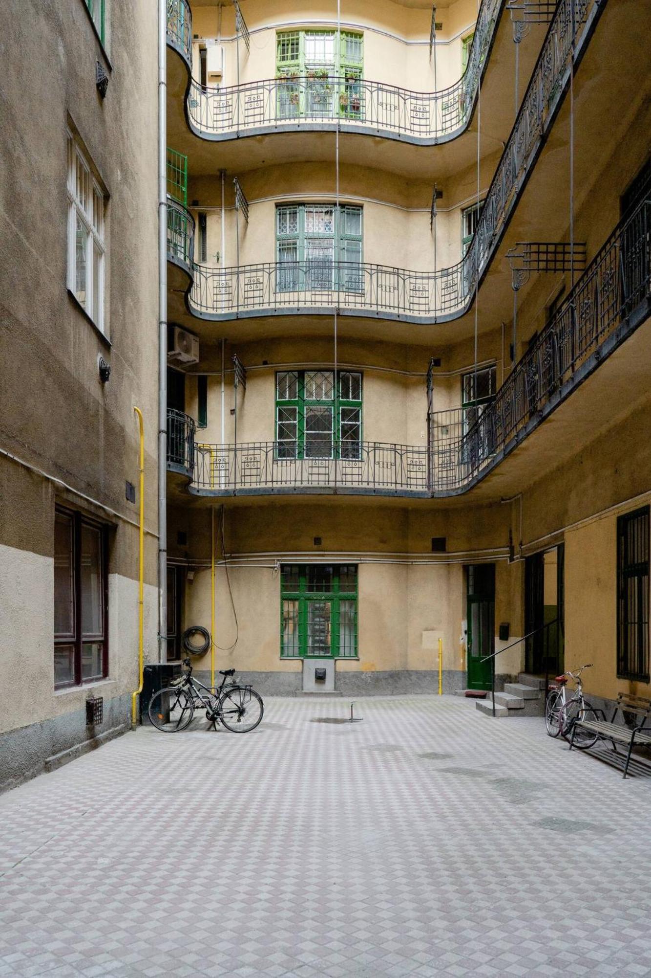 Appartamento New! Central Location Flat By The Synagogue *