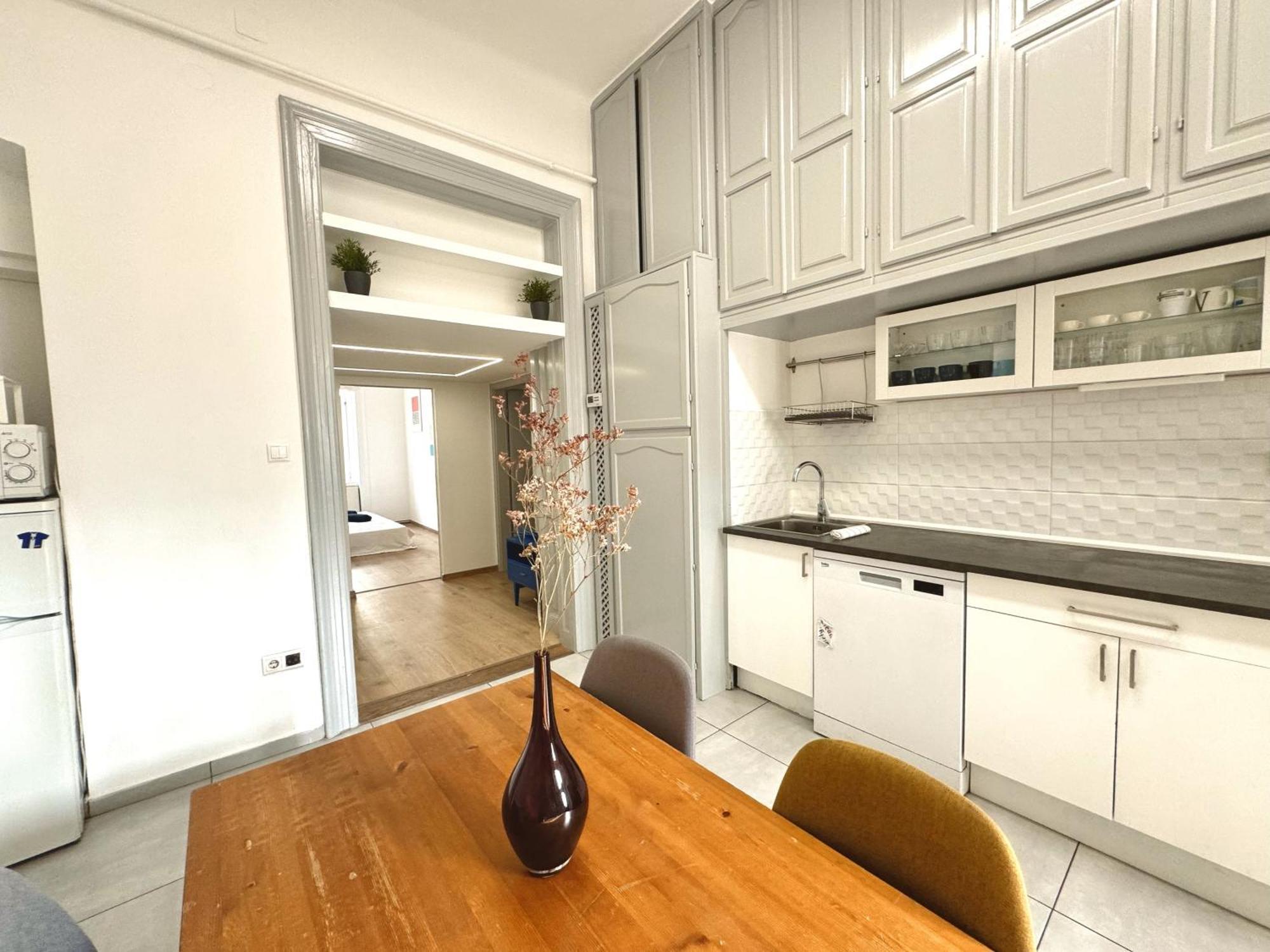 Appartamento On In The Center 3 Br