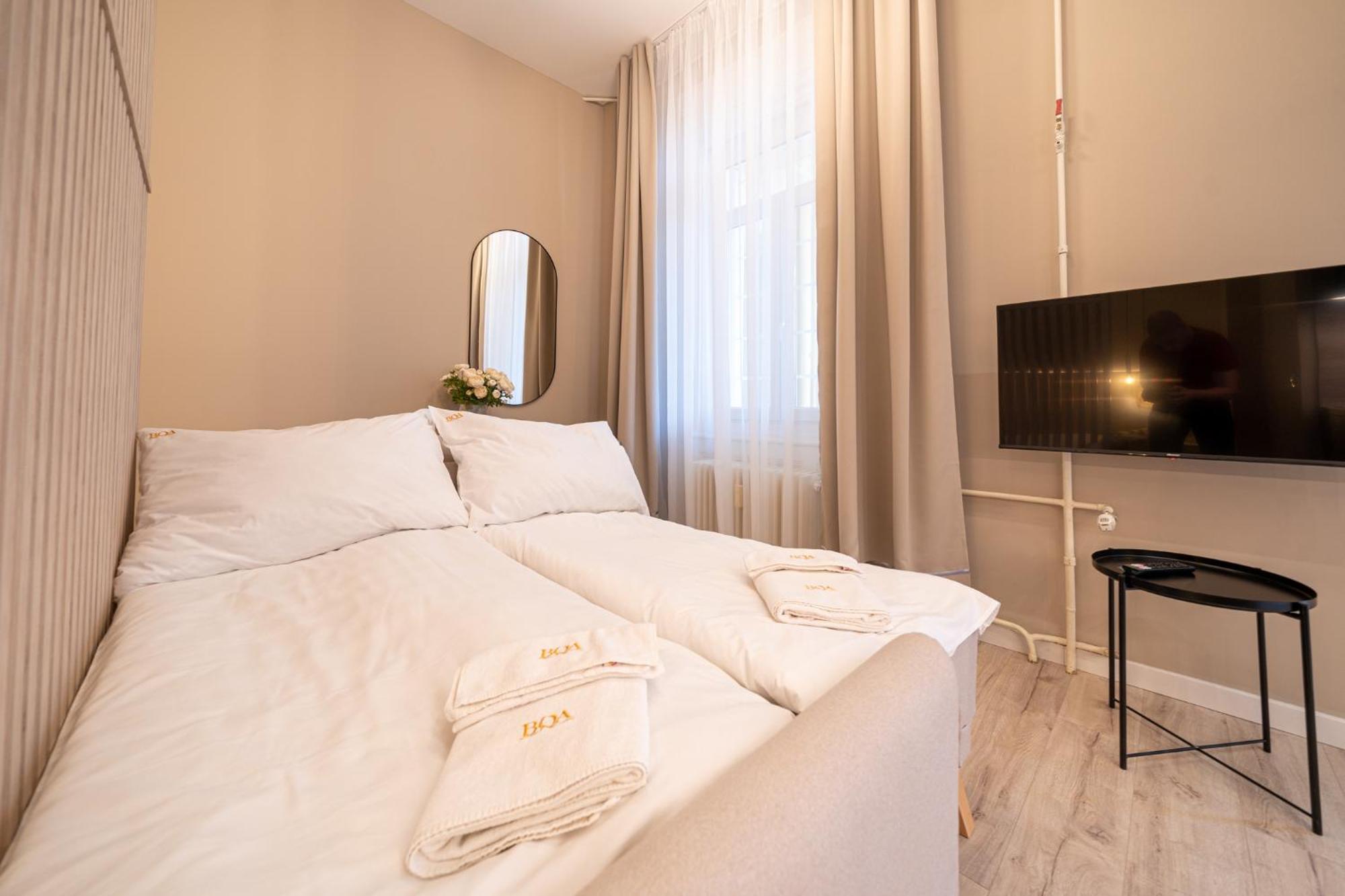 Hotel Karoly Boutique Suites, Location By Bqa *