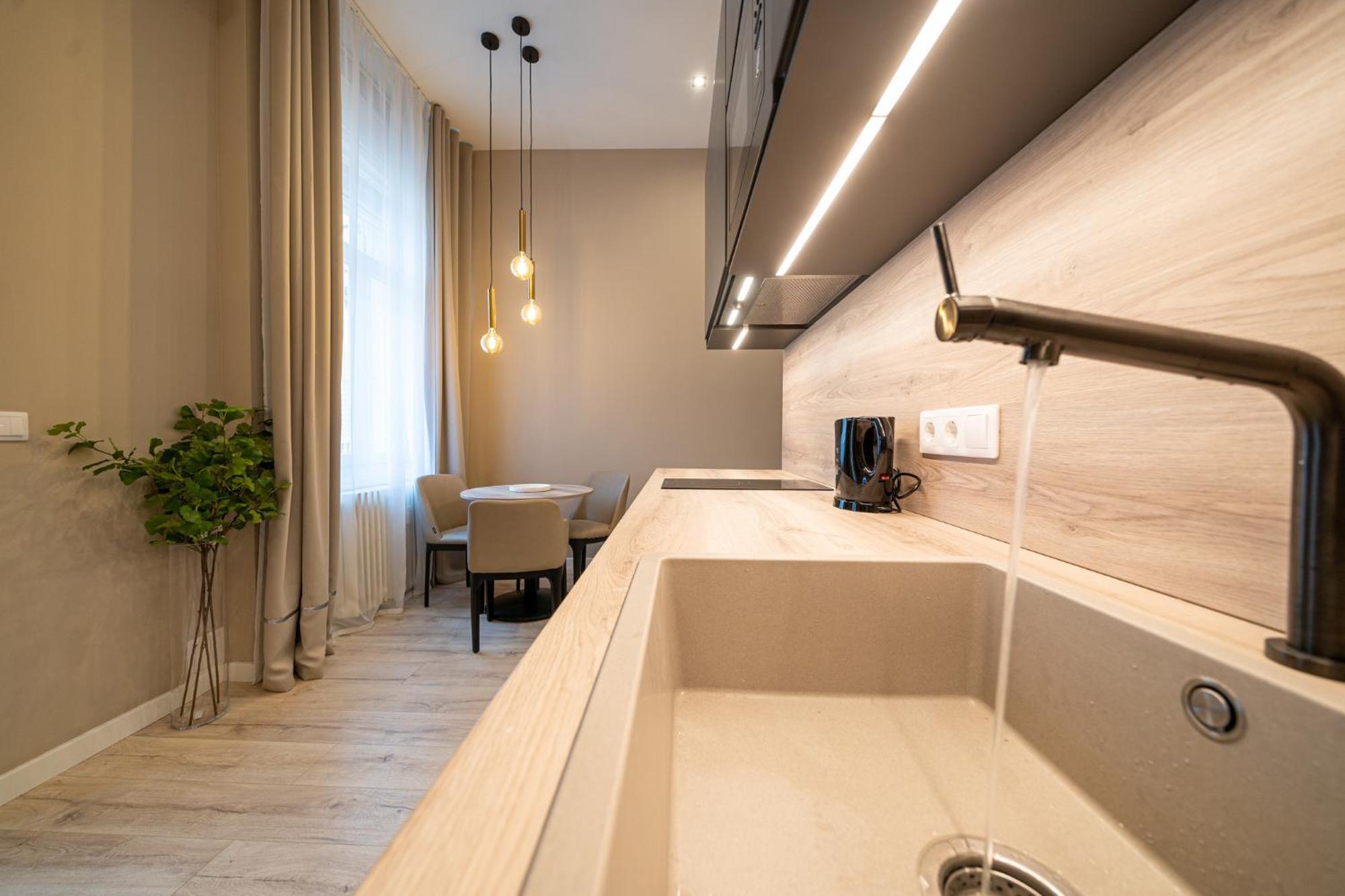 Karoly Boutique Suites, Location By Bqa * Budapest