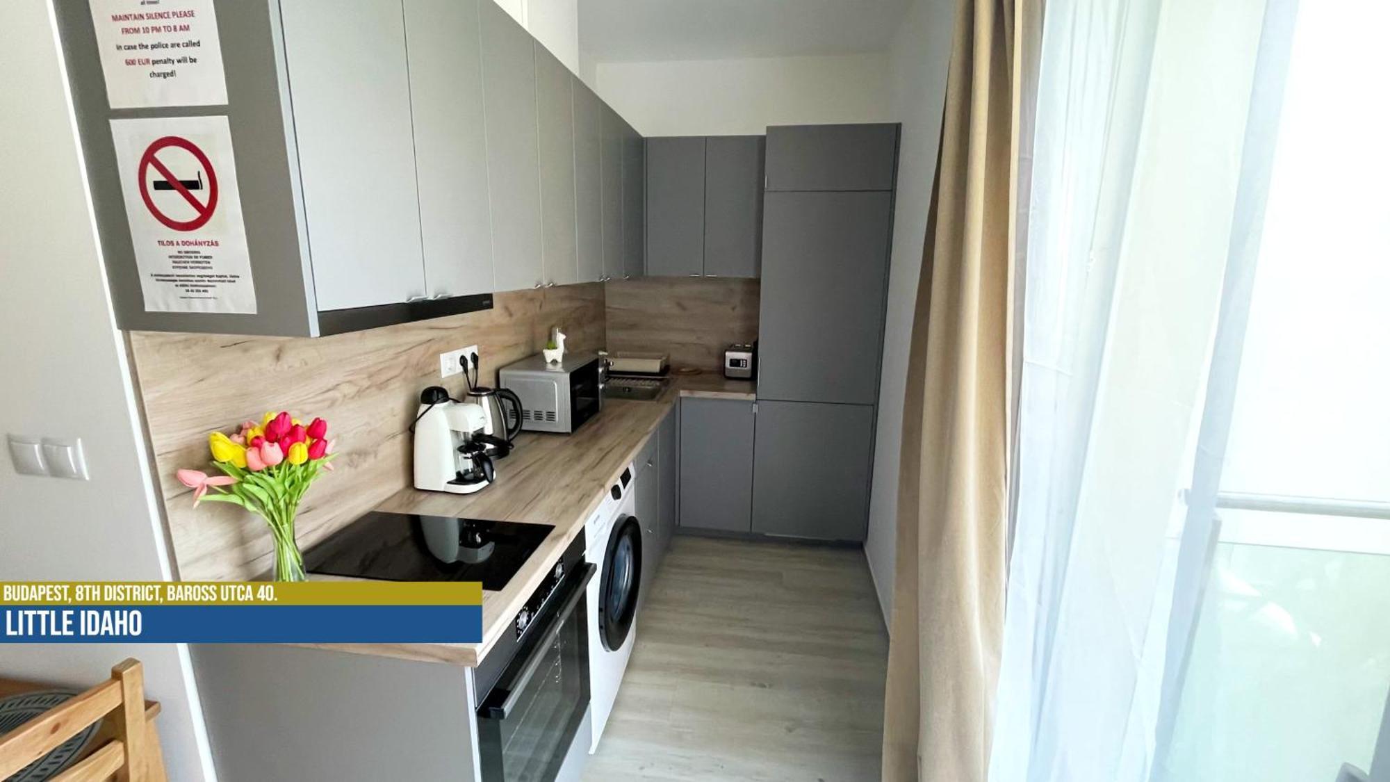 Apartment Little Americas North West Budapest