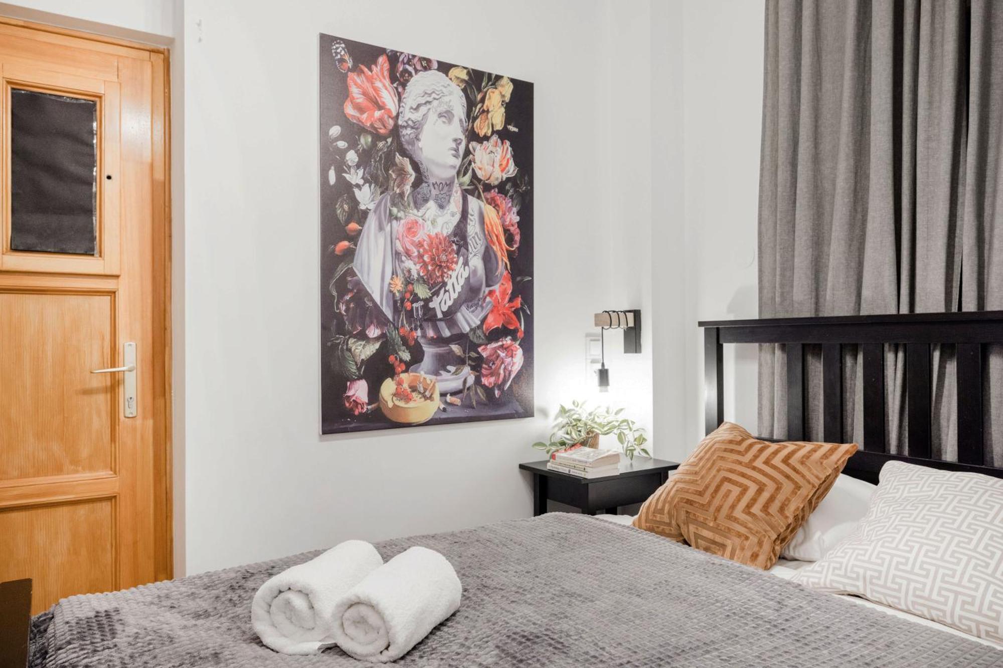 Apartment Wellness Wonderland Garden, Sauna, Jacuzzi In Cbd *