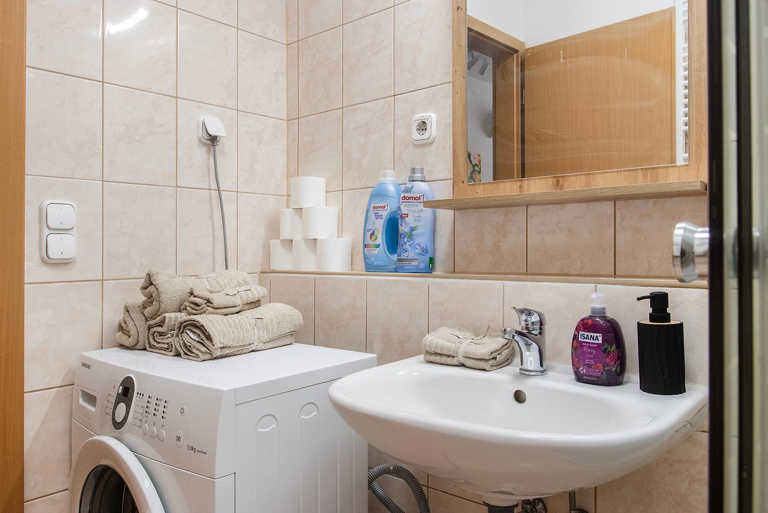 Corvin Gem2 With Parking Apartmán Budapest