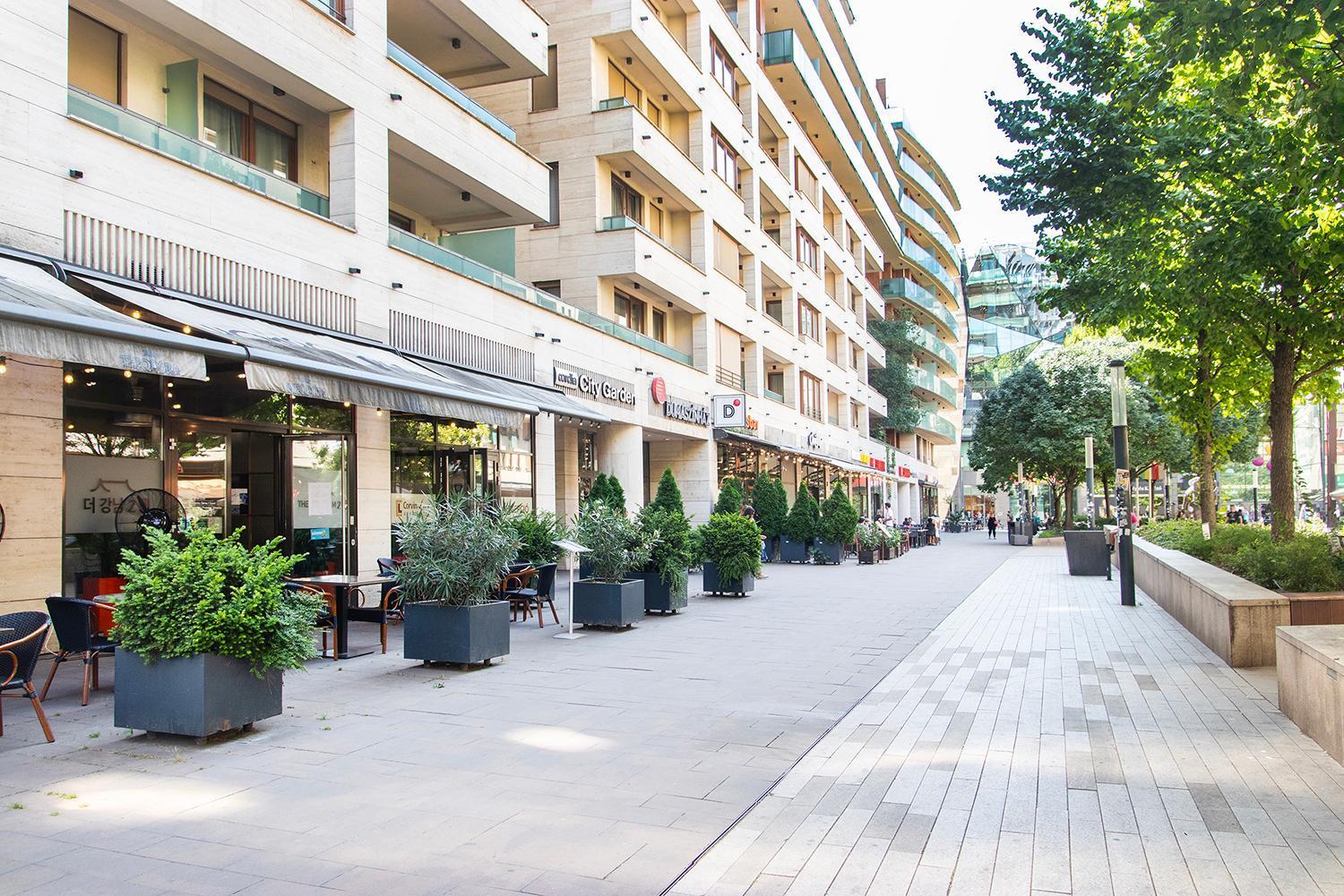 Apartmán Corvin Gem2 With Parking *