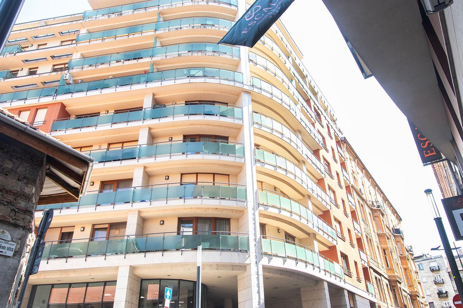 Corvin Gem2 With Parking