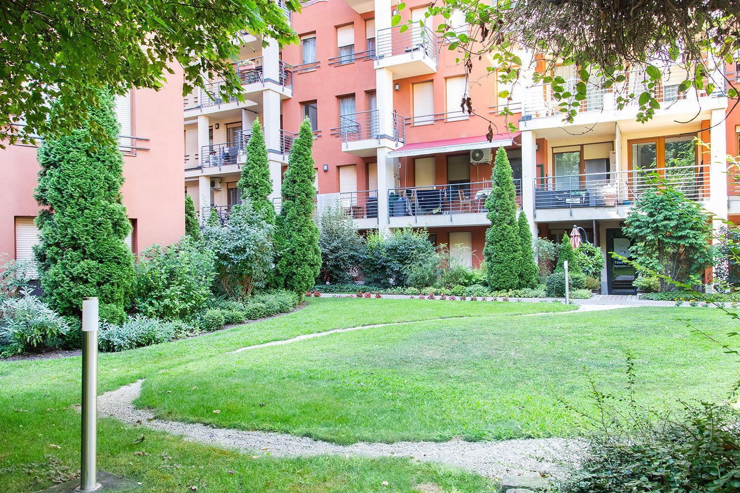 Apartmán Corvin Gem2 With Parking *