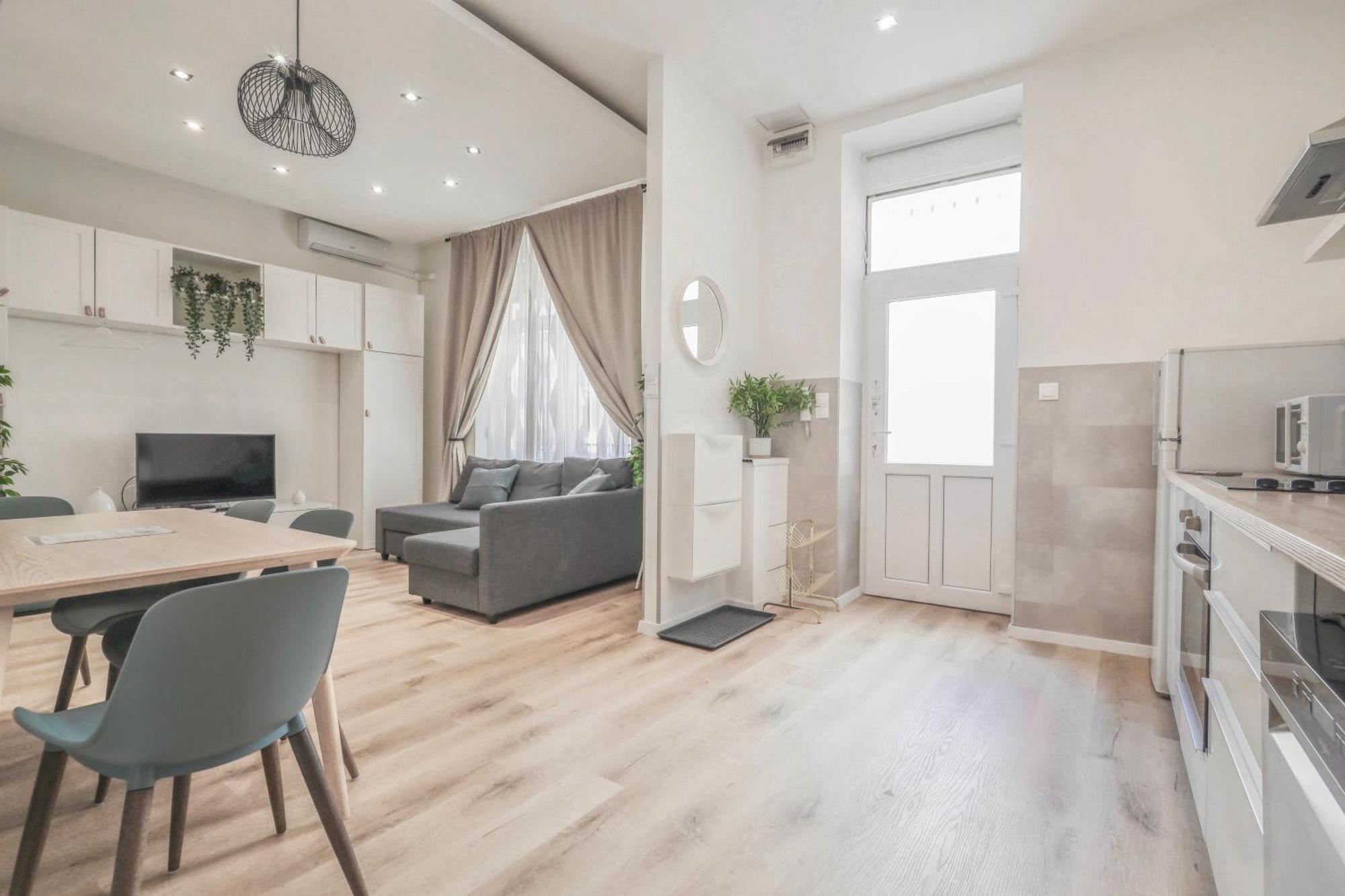 Petofi In The Center Apartman *