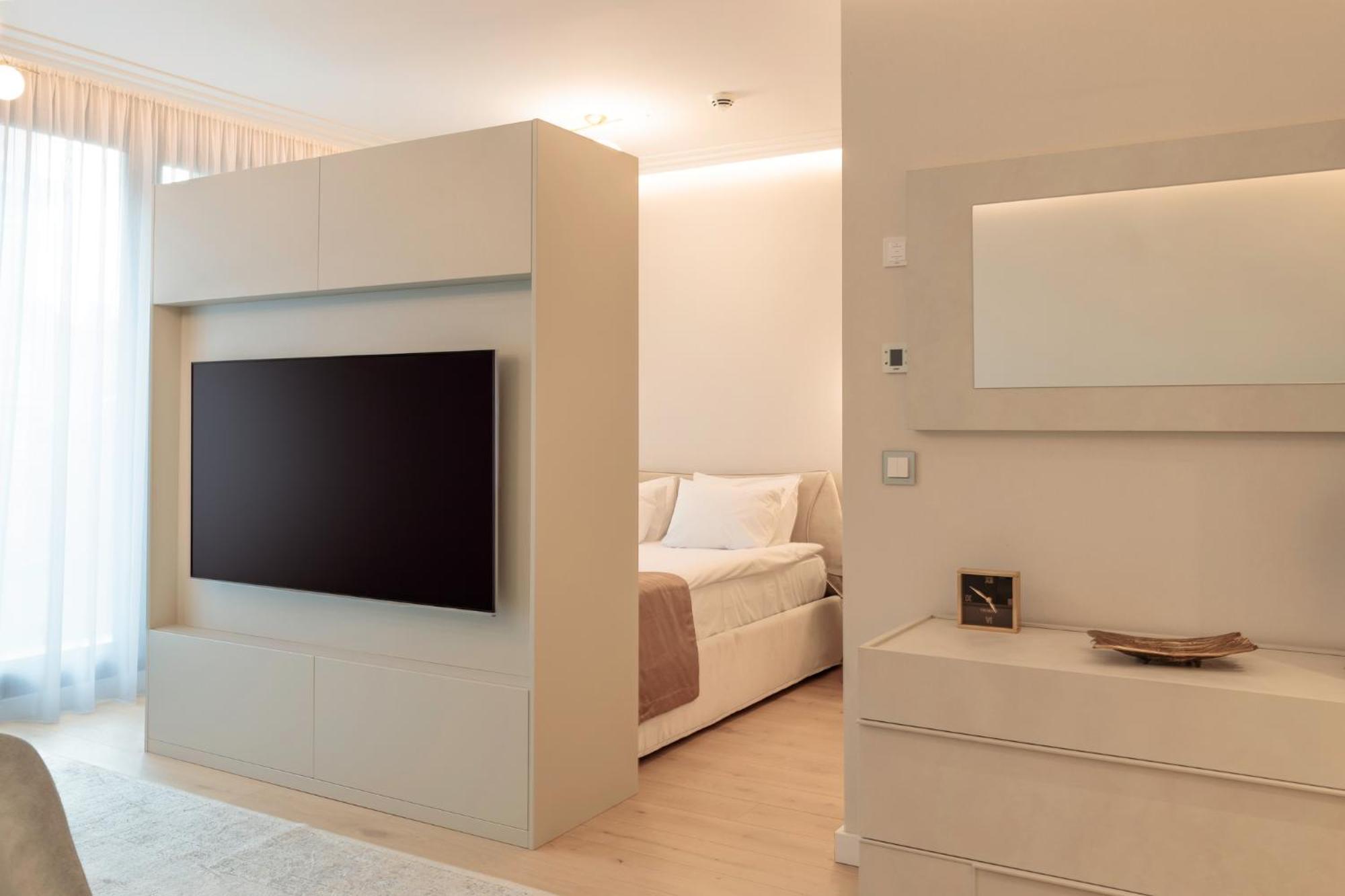 Emerald Downtown Luxury By Continental Group Aparthotel 2*