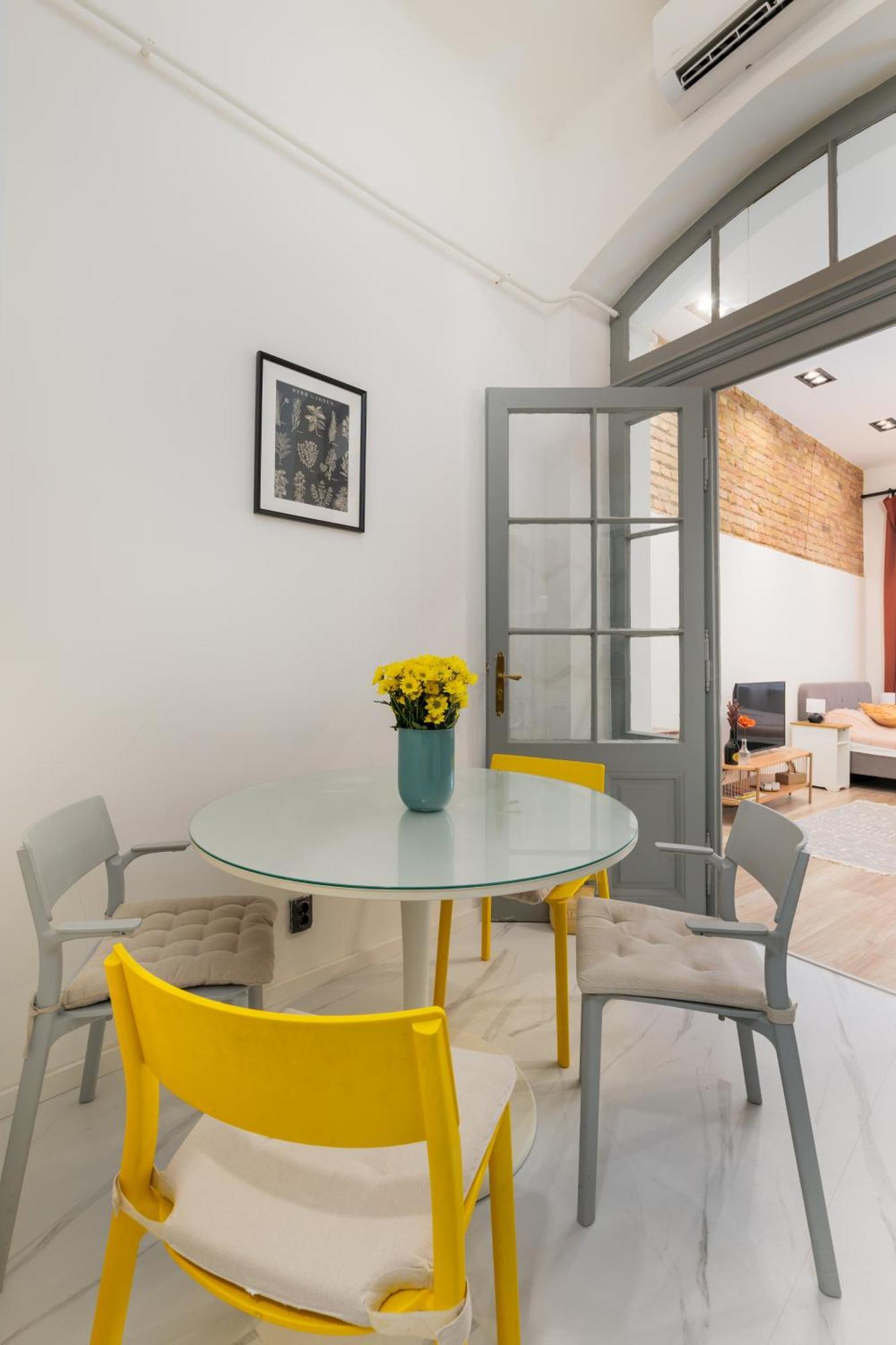 Downtown 2 Minutes From Opera House Apartamento Budapest