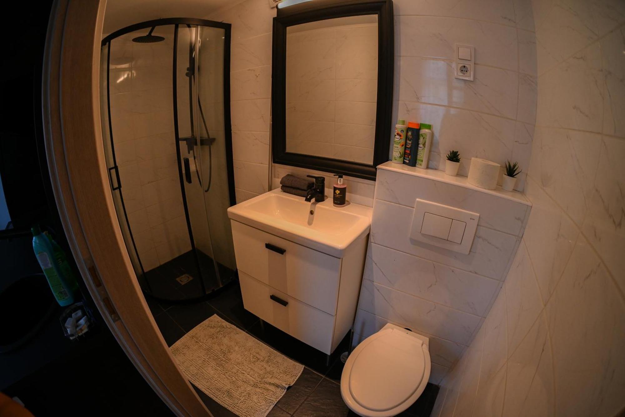 The Bachelor Pad Apartment *