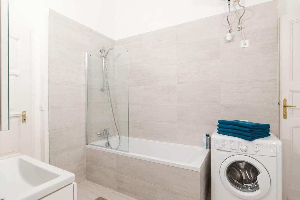 New Ultra-central Design Appartamento *