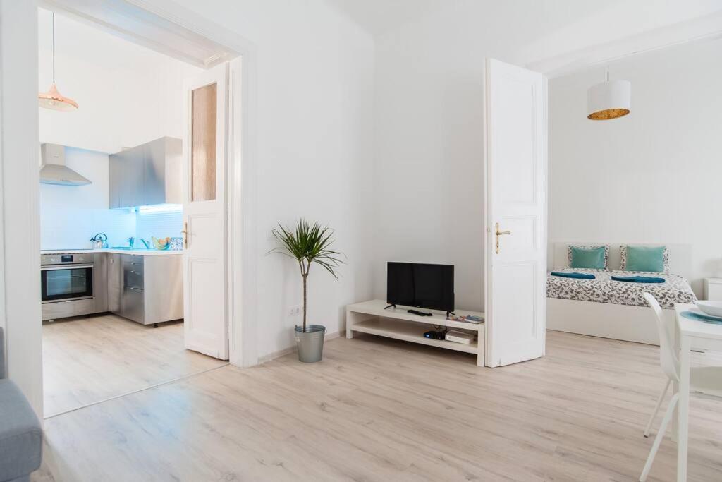 New Ultra-central Design Budapest