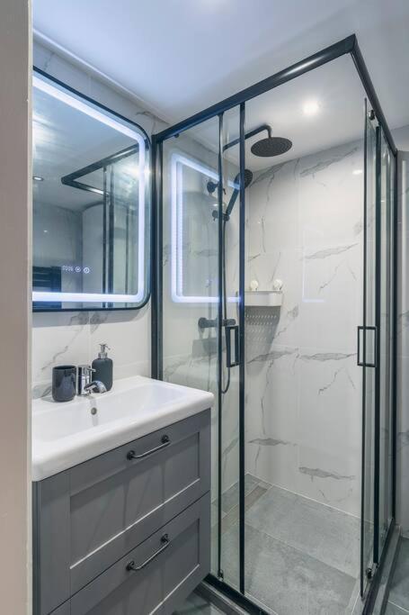Huszonegy 1 - Center Location Ac Budapest