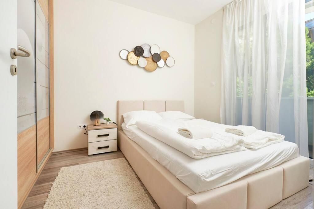Bb23 New Flat