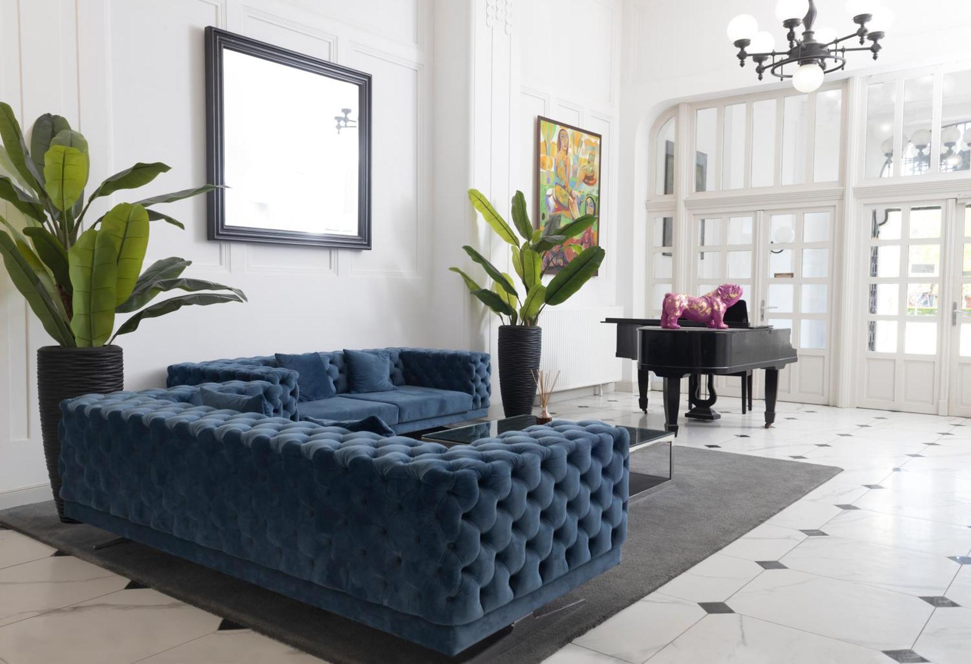 Zoya Luxury Hotel