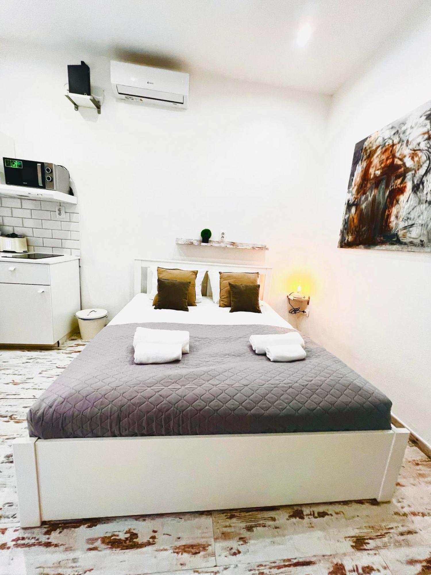 Comfy Luxury With 2 In The Centre Aa * Budapest