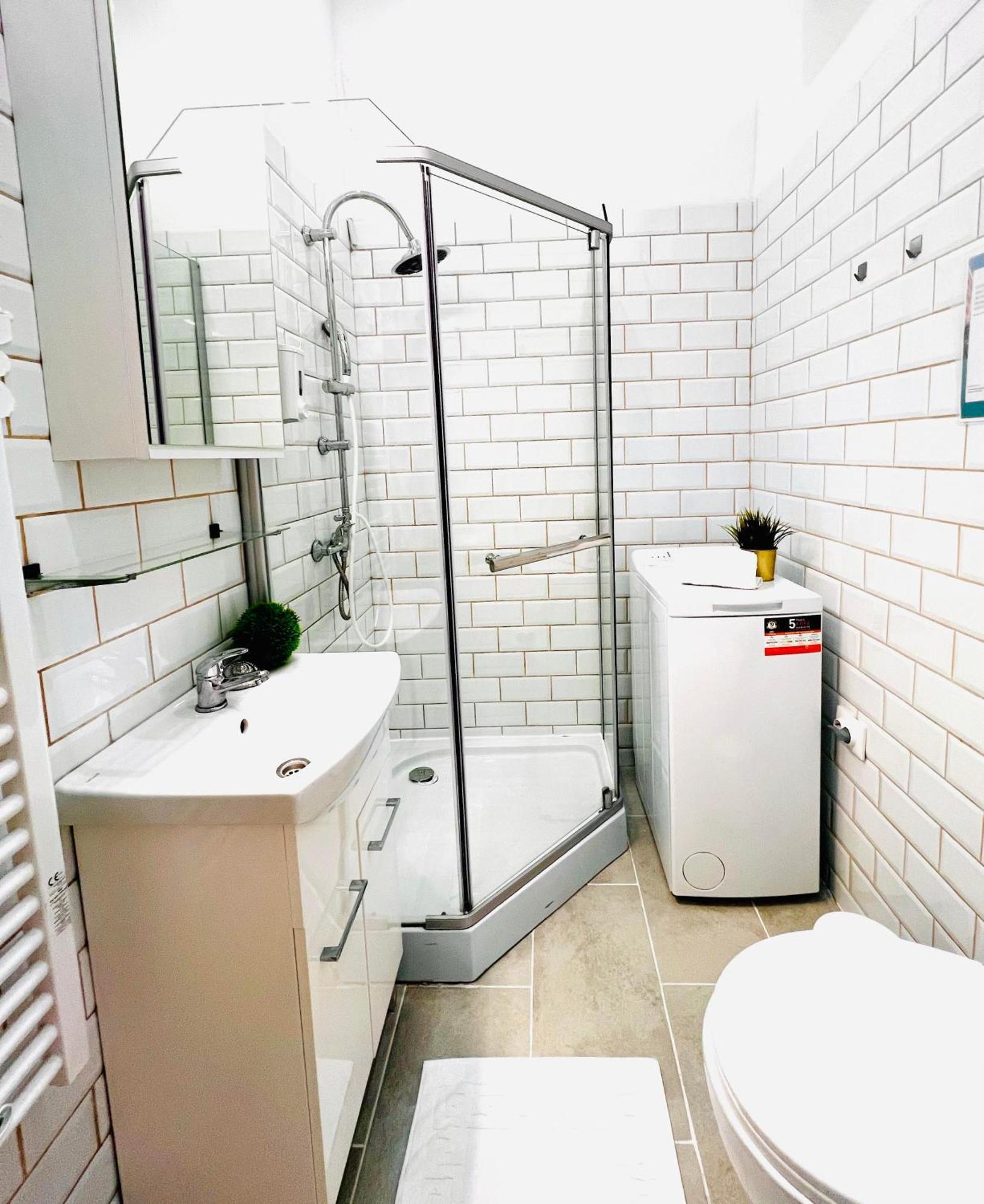 Comfy Luxury With 2 In The Centre Aa Apartmán *