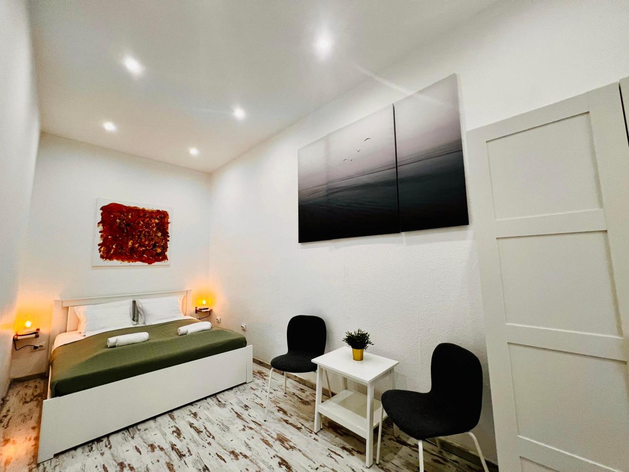 Quiet Luxury With 2 In The Centre Bb Apartmán