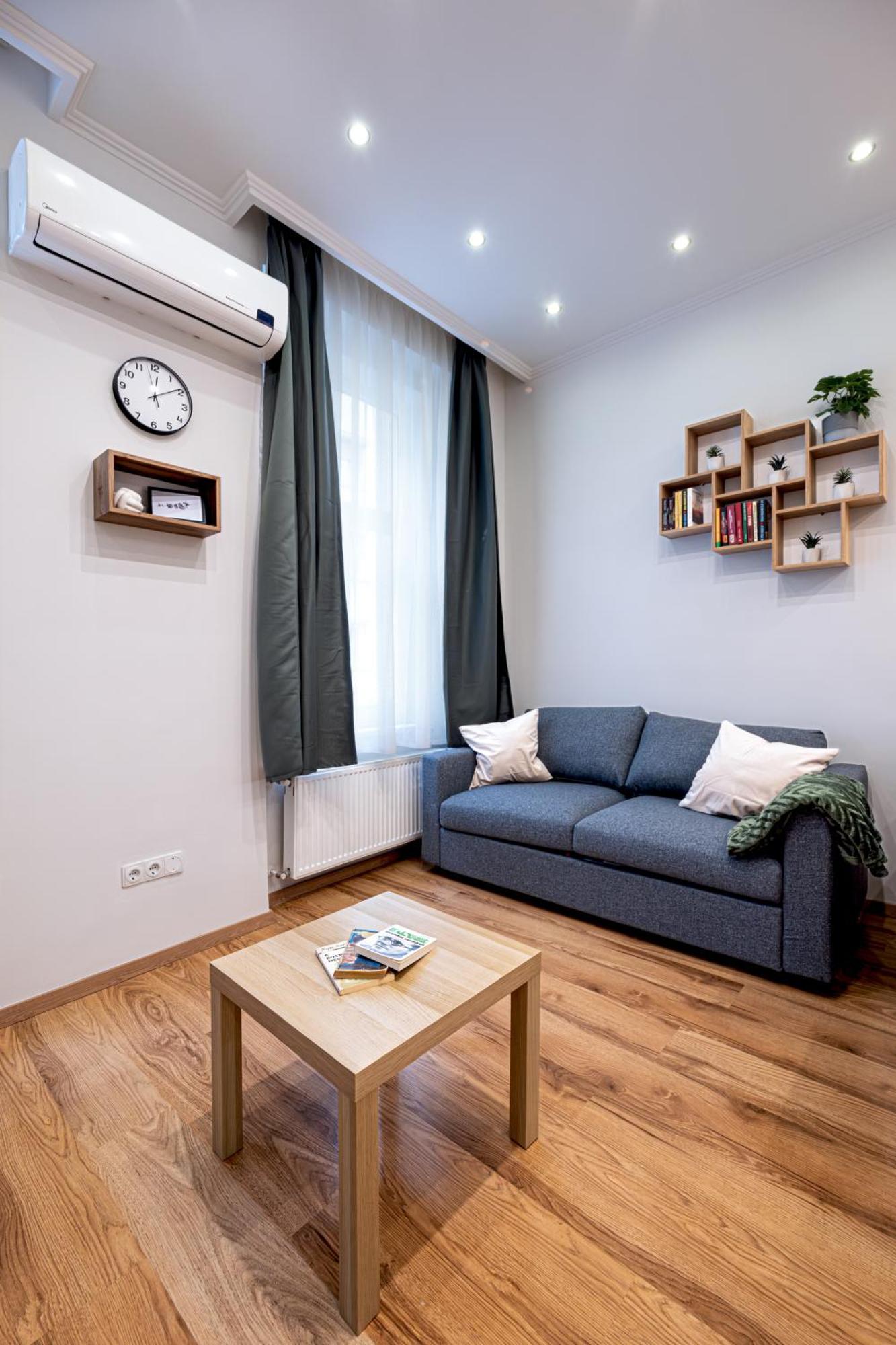 Downtown Comfort