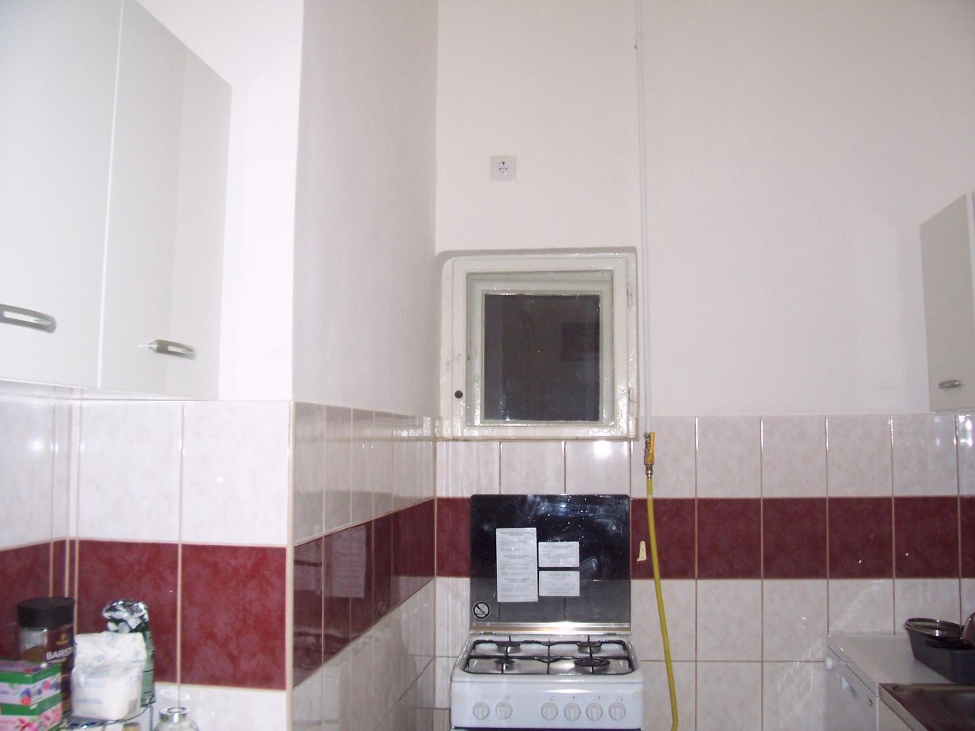 A & E * Budapest