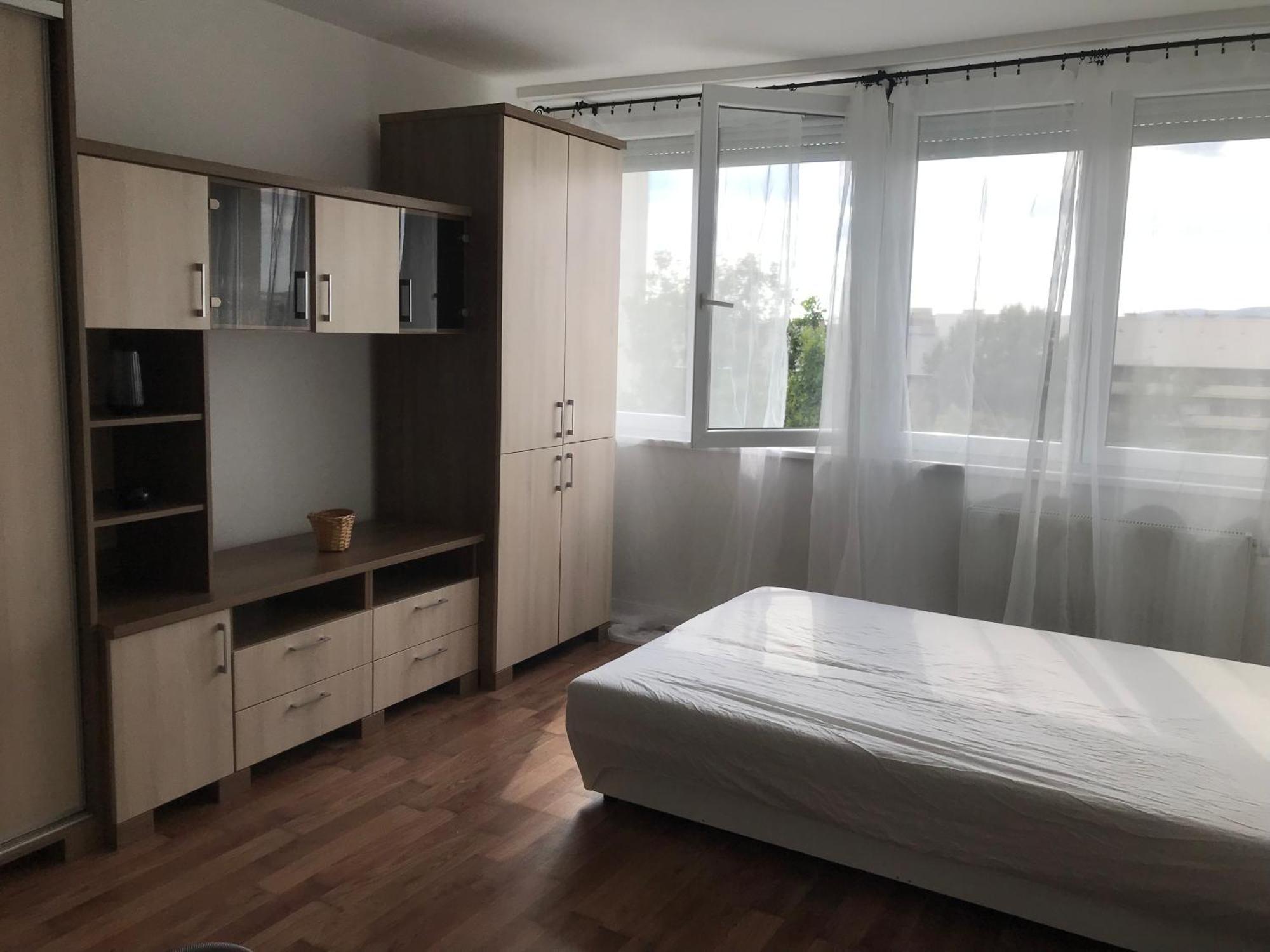 Pillango Parki Kis Lakas 15 Percre A Belvarostol Apartman Budapest