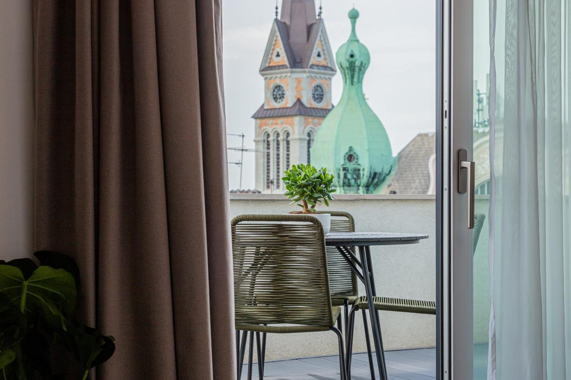 New Penthouse W Double Parking, Panoramic Balcony * Budapeszt
