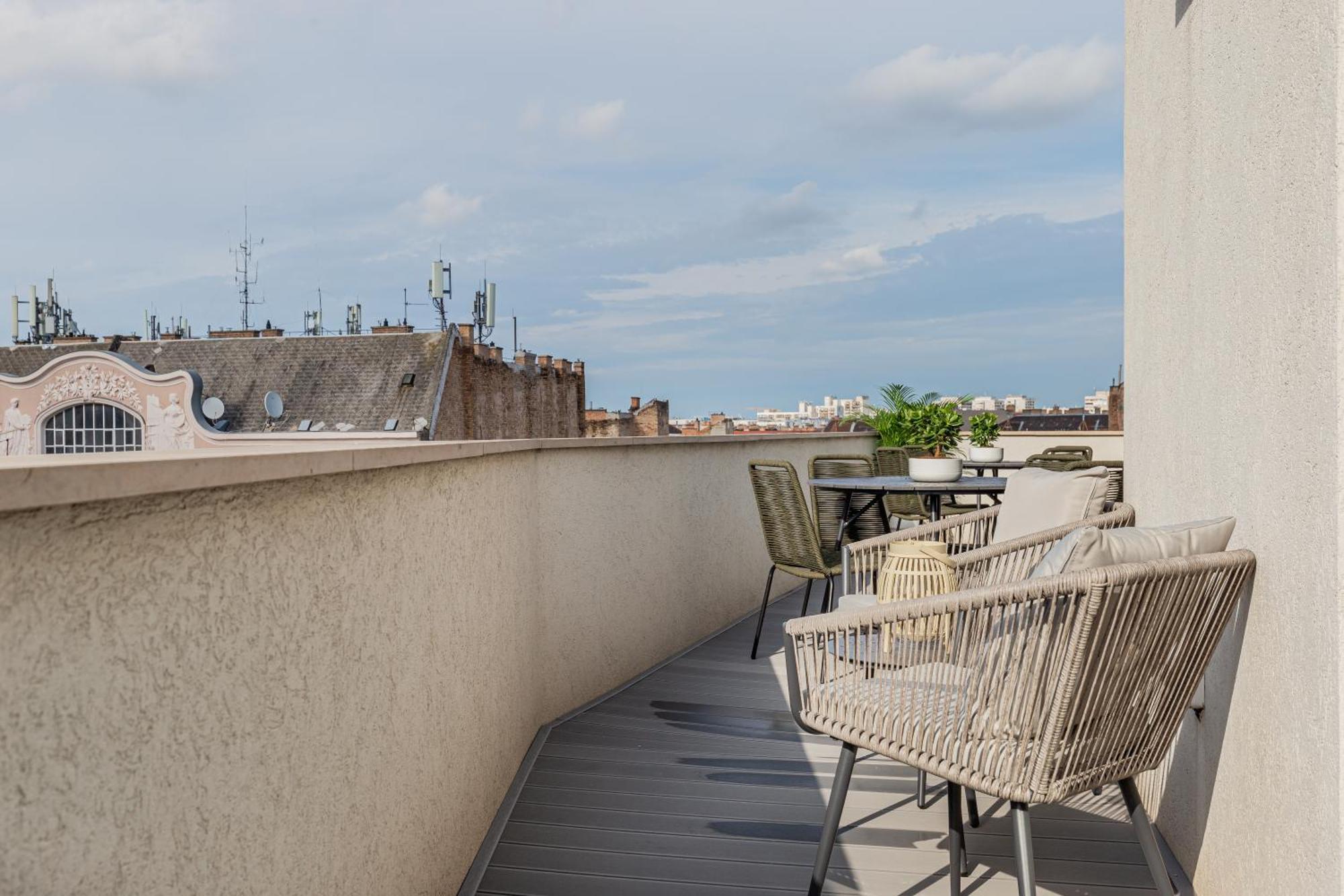New Penthouse W Double Parking, Panoramic Balcony Budapeszt