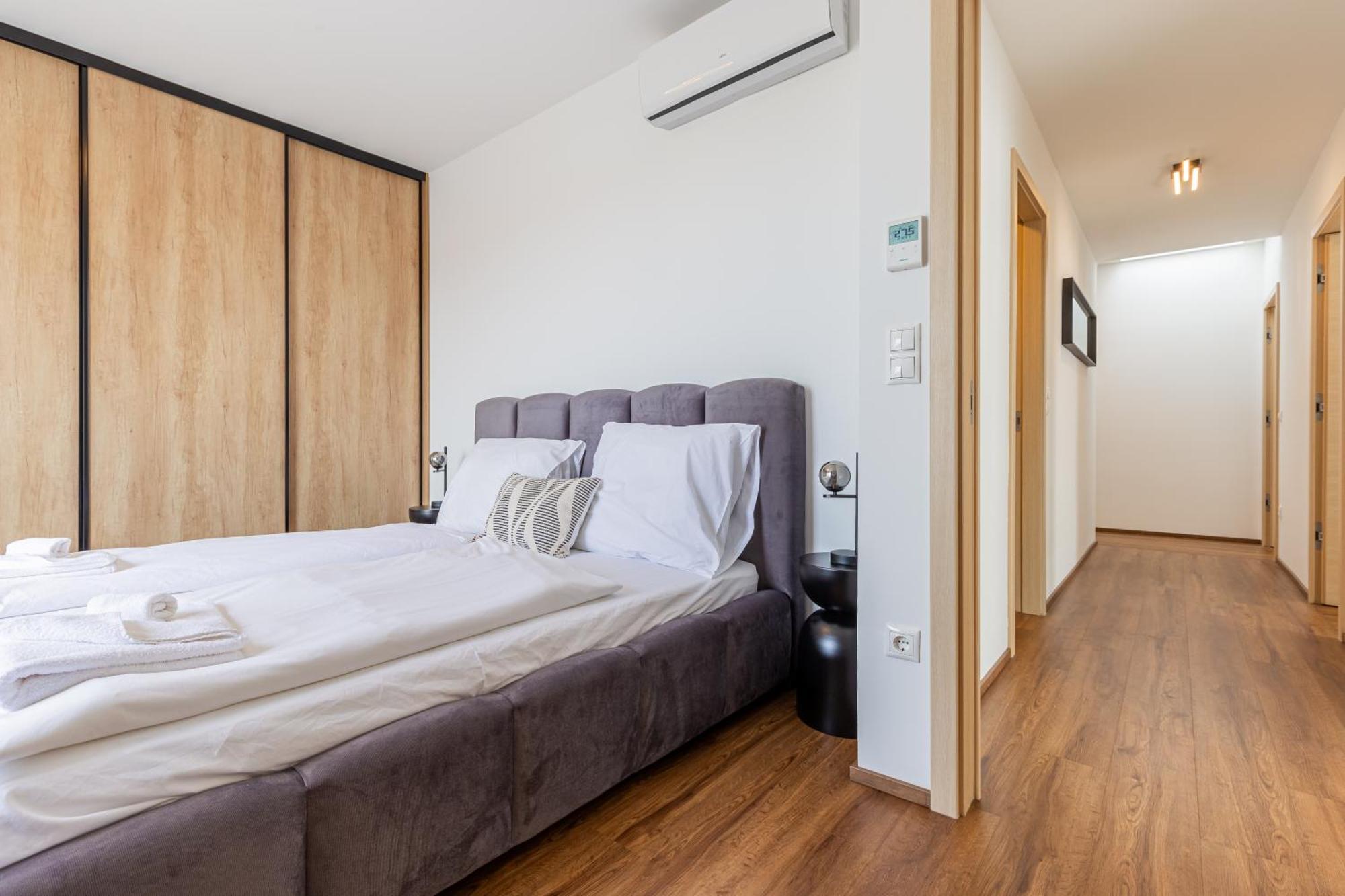 Apartament New Penthouse W Double Parking, Panoramic Balcony