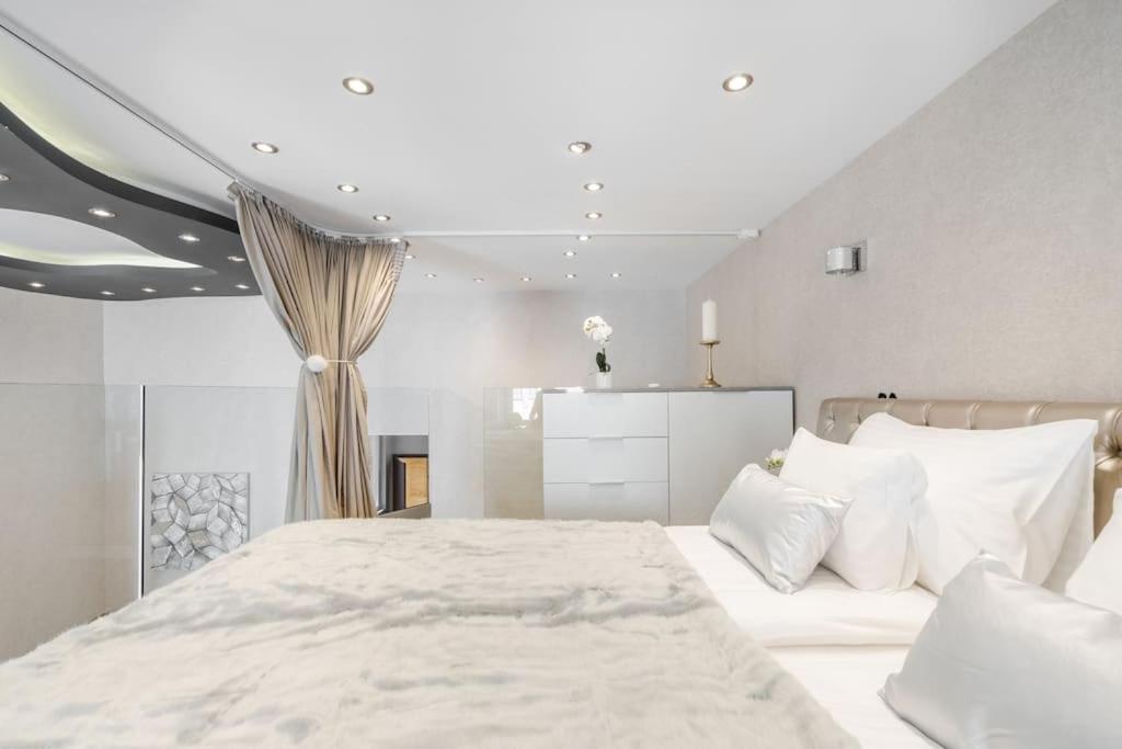Luxurious 3-bedroom In The Center Appartement *