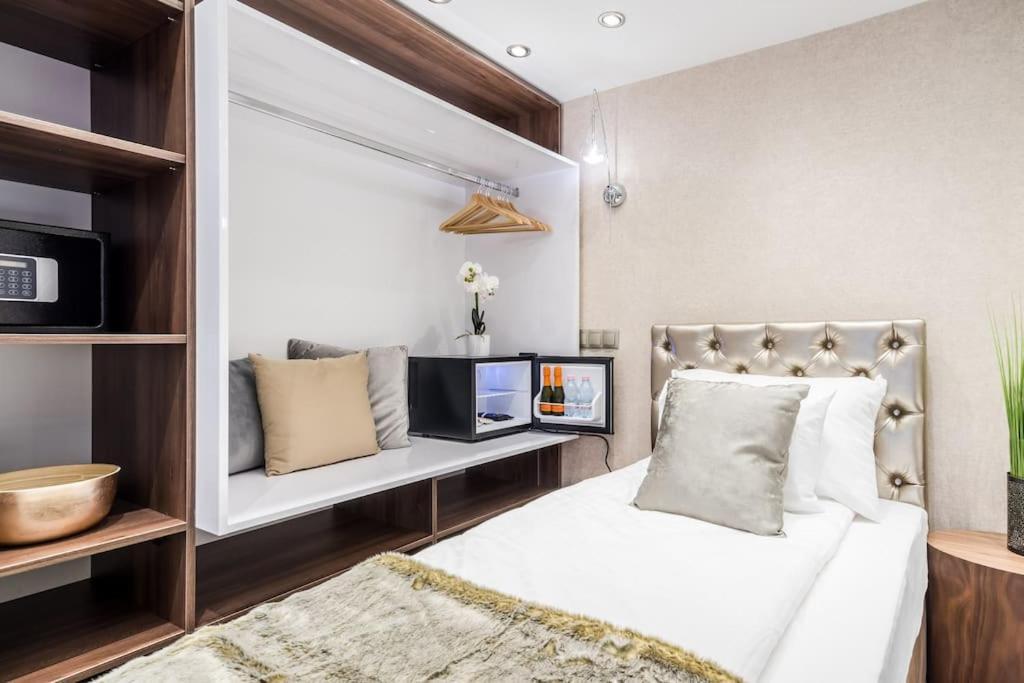 Appartamento Luxurious 3-bedroom In The Center *