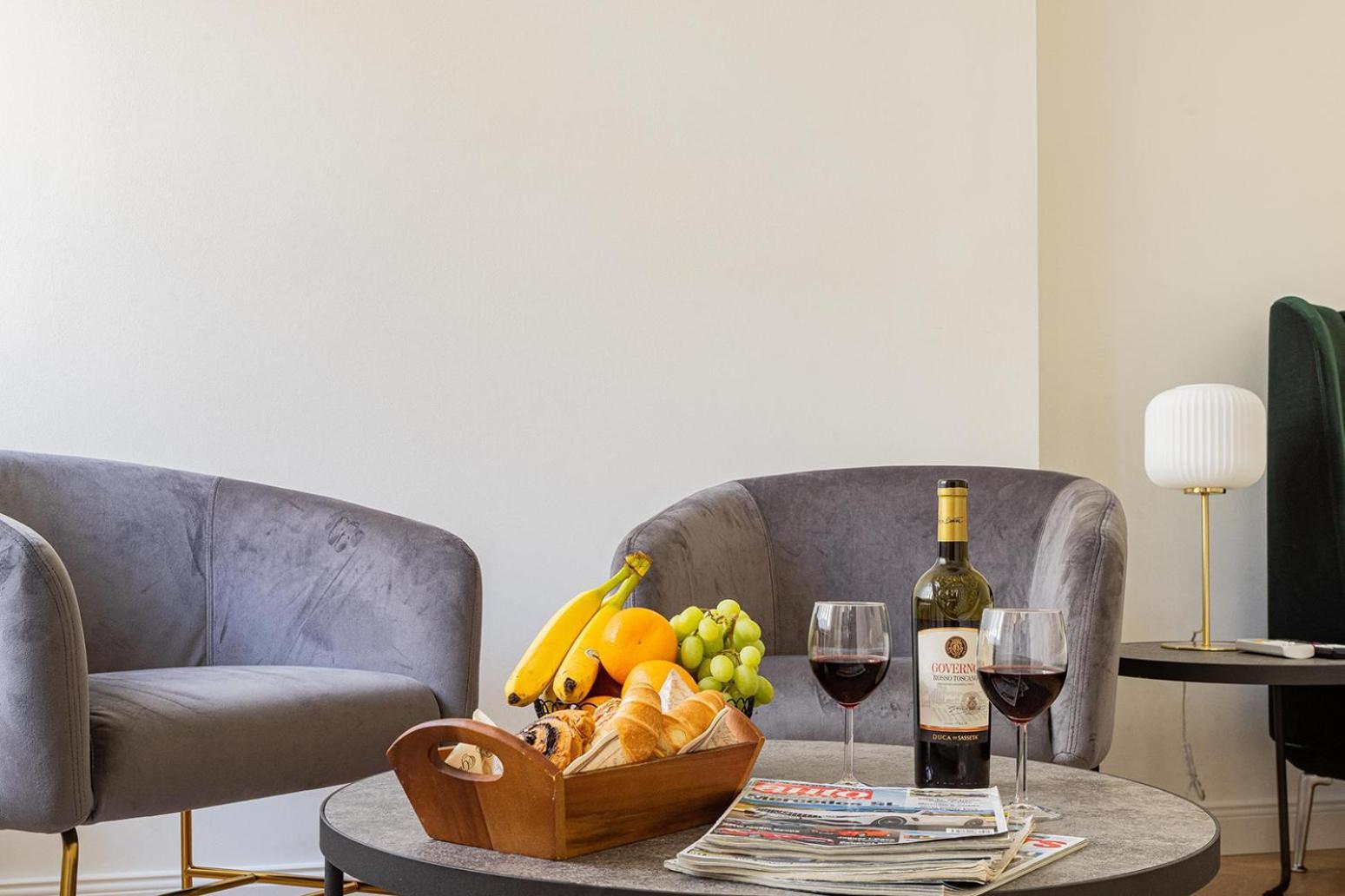 Miller Street Apartment *