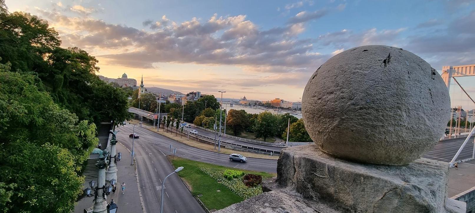 Miller Street * Budapest