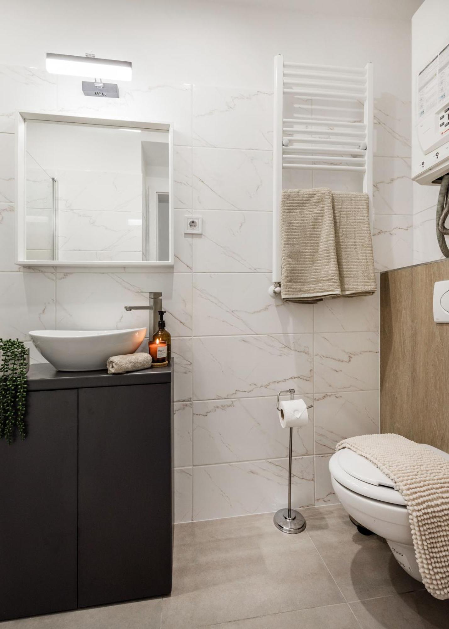 Appartement Oasis - Modern Charm, Timeless Comfort Boedapest