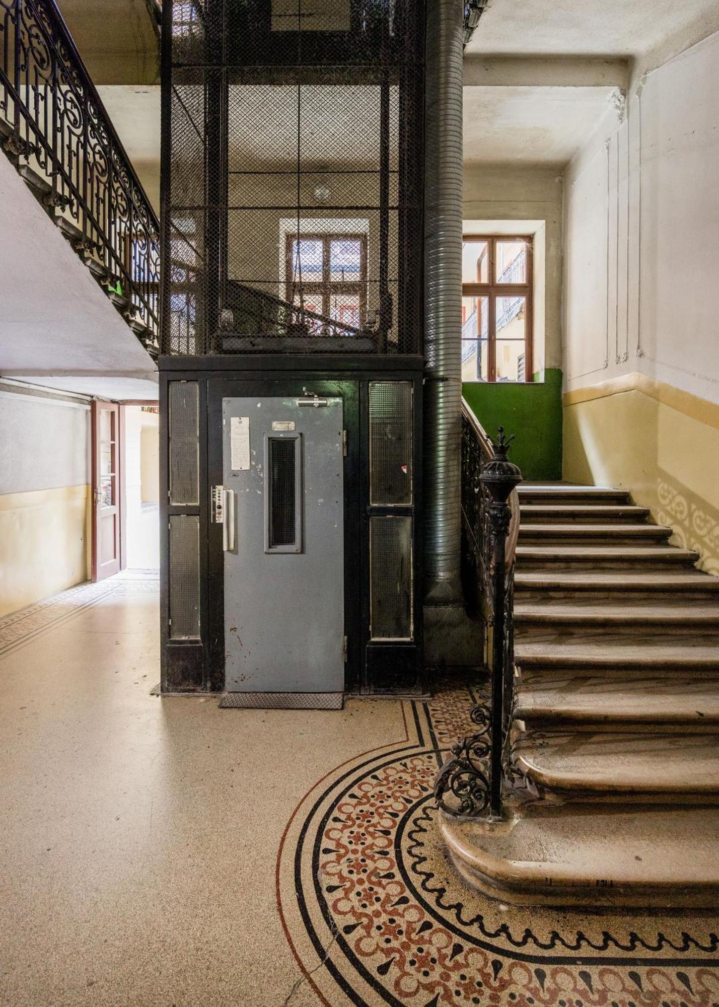 Lejlighed Oasis - Modern Charm, Timeless Comfort Budapest