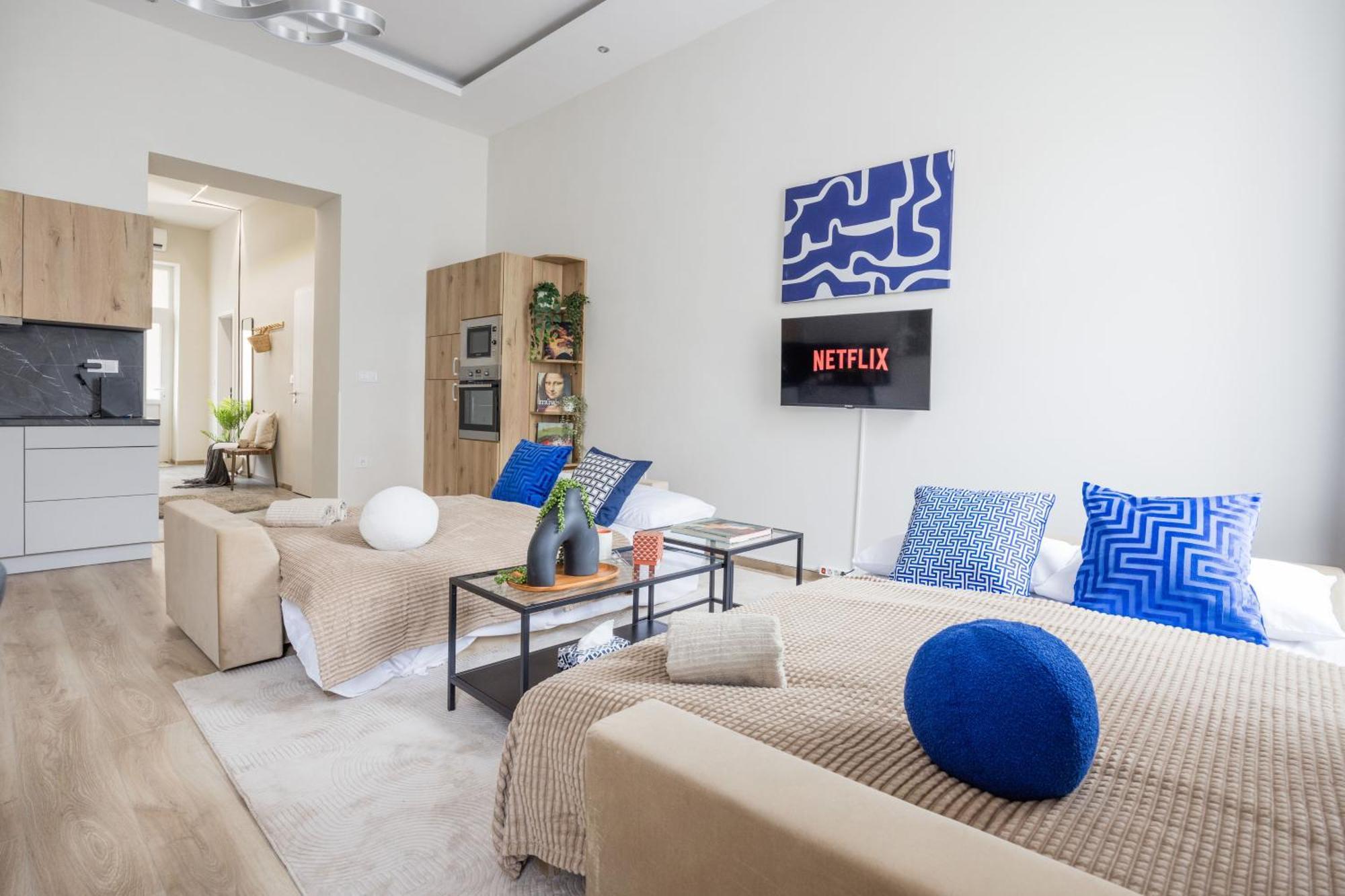 Oasis - Modern Charm, Timeless Comfort Budapest
