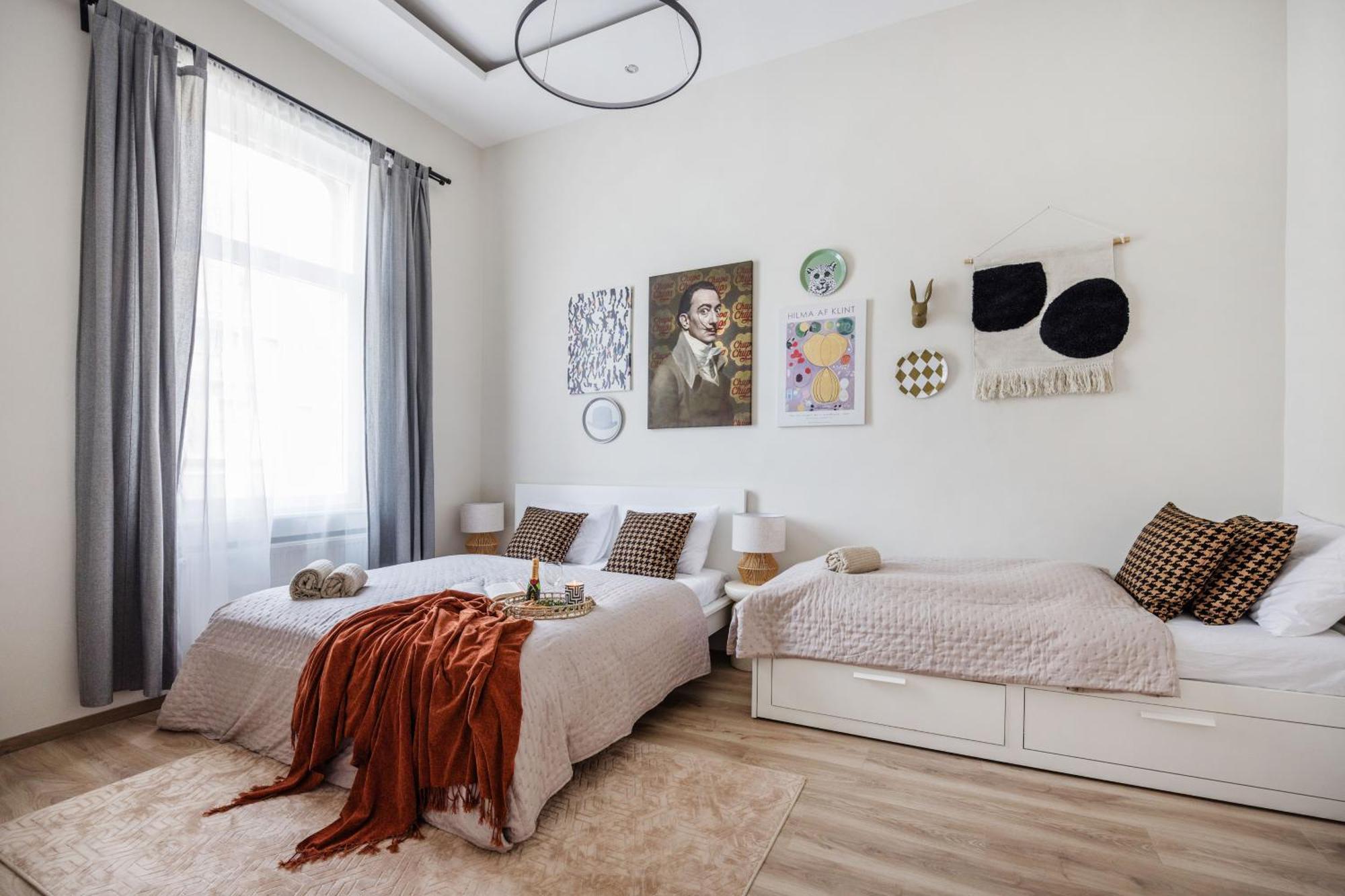 Lejlighed Oasis - Modern Charm, Timeless Comfort