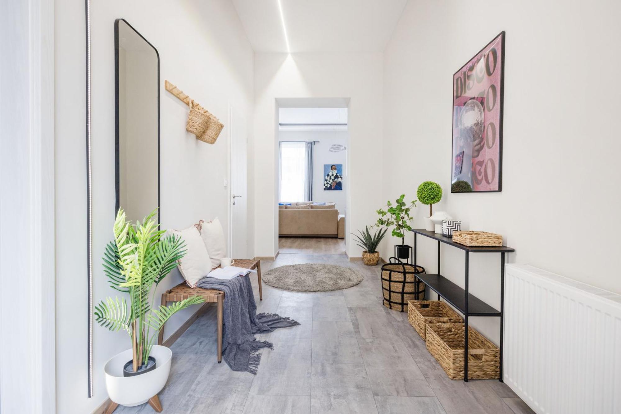 Oasis - Modern Charm, Timeless Comfort Budapest