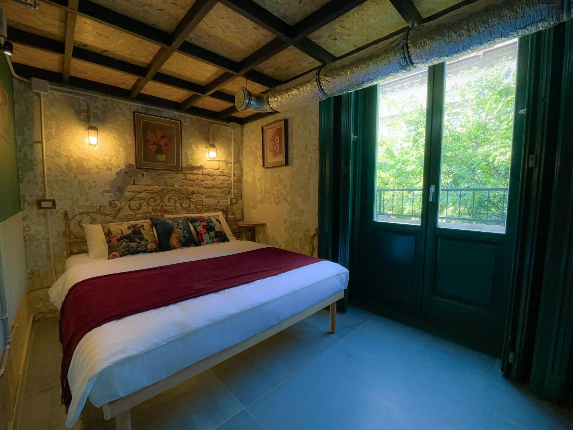 The Address Loft - Devotion Appartement Boedapest