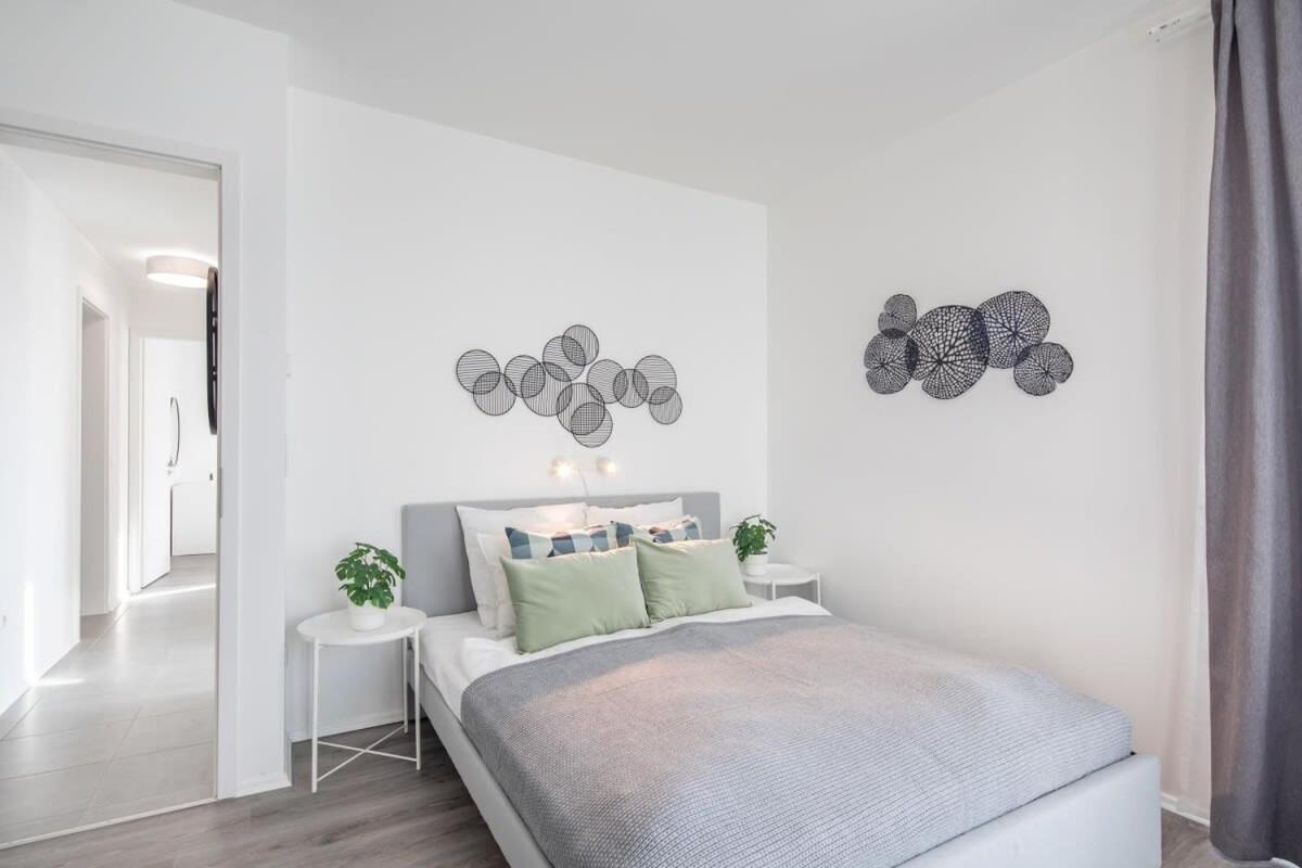 Fresh & Modern - With 2 Balconies * Budapest