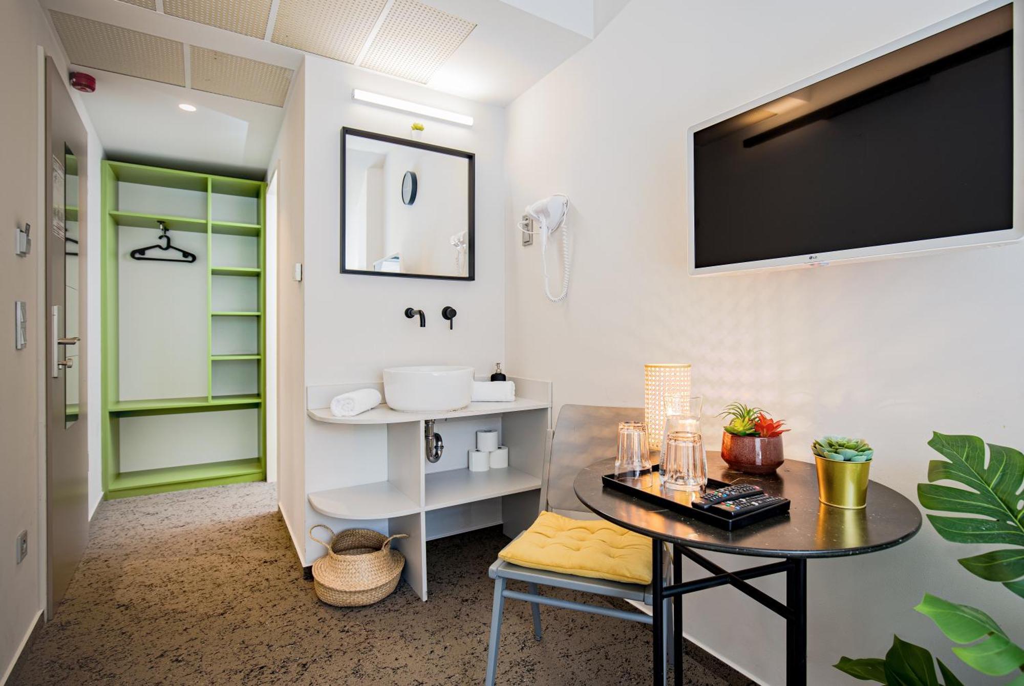 Hostel Maverick Market