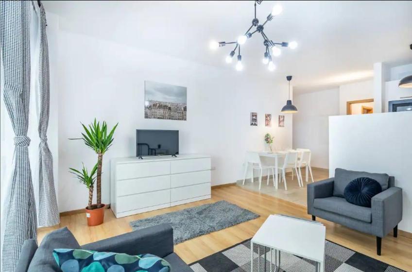 Appartamento 2br & 2balcony By Nw *