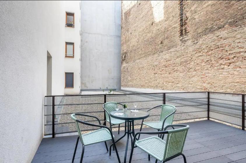 Apartamento 2br & 2balcony By Nw Budapest