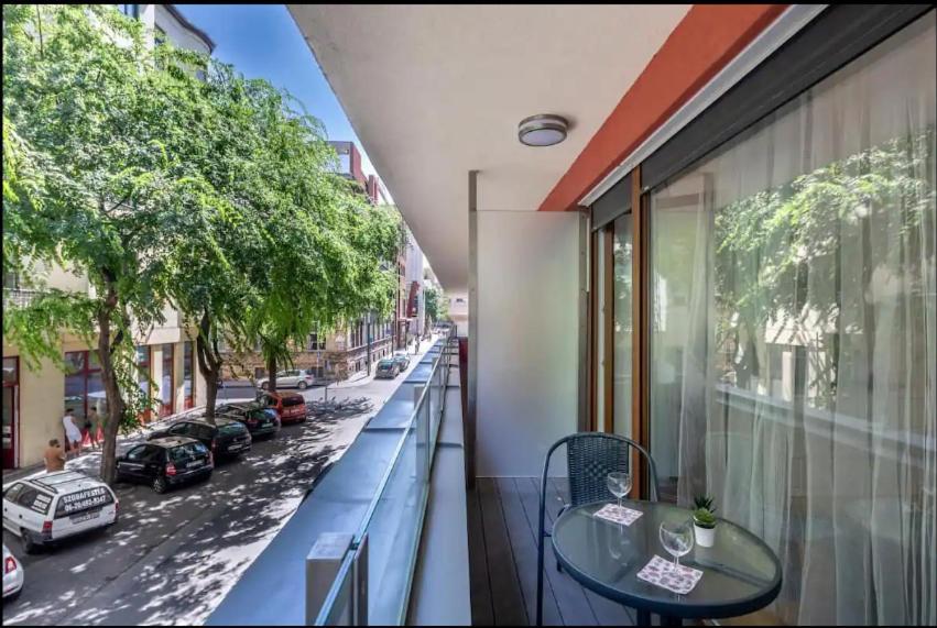 Appartamento 2br & 2balcony By Nw
